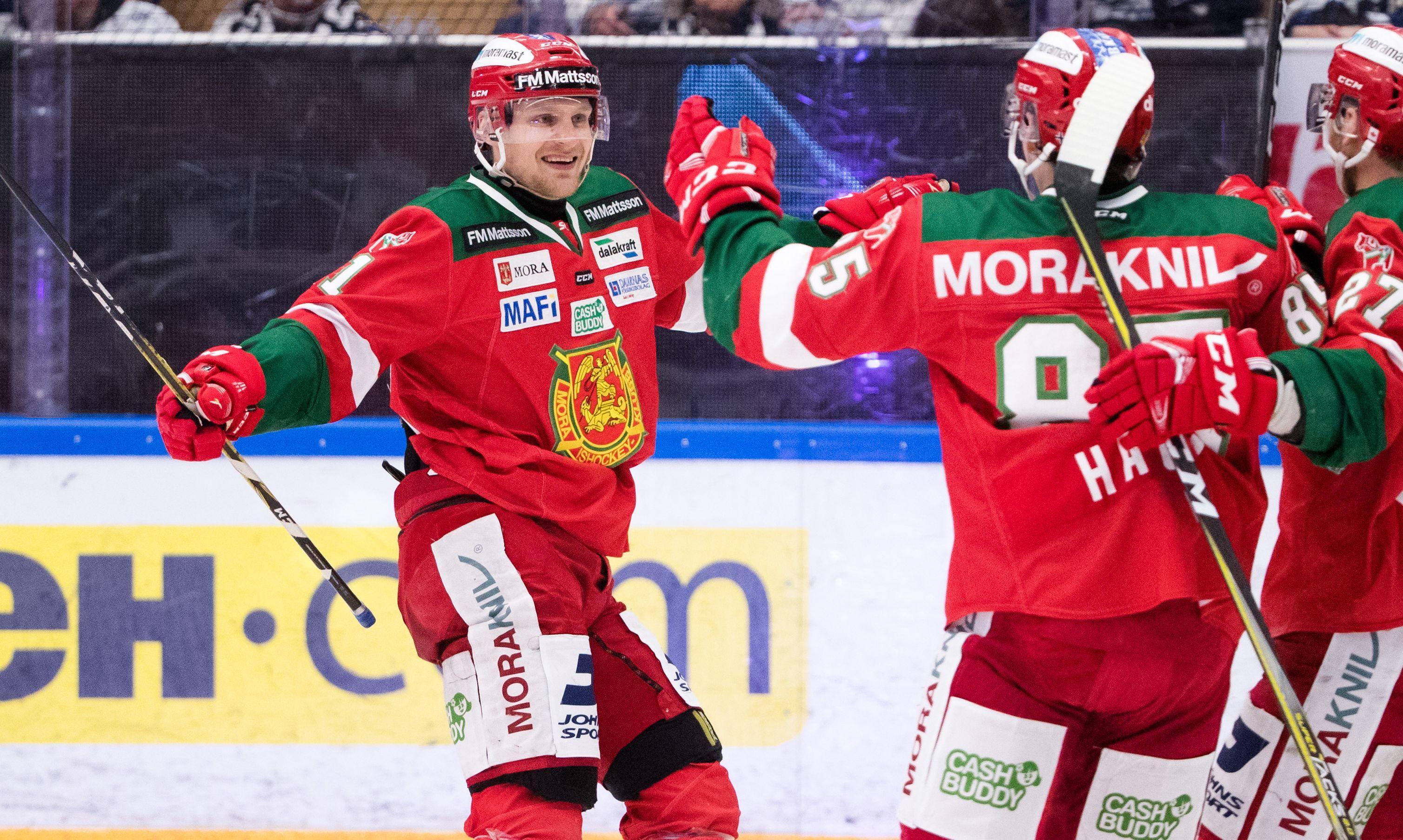 Dörren hålls öppen för Alexander Hilmerson