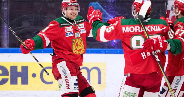 Dörren hålls öppen för Alexander Hilmerson