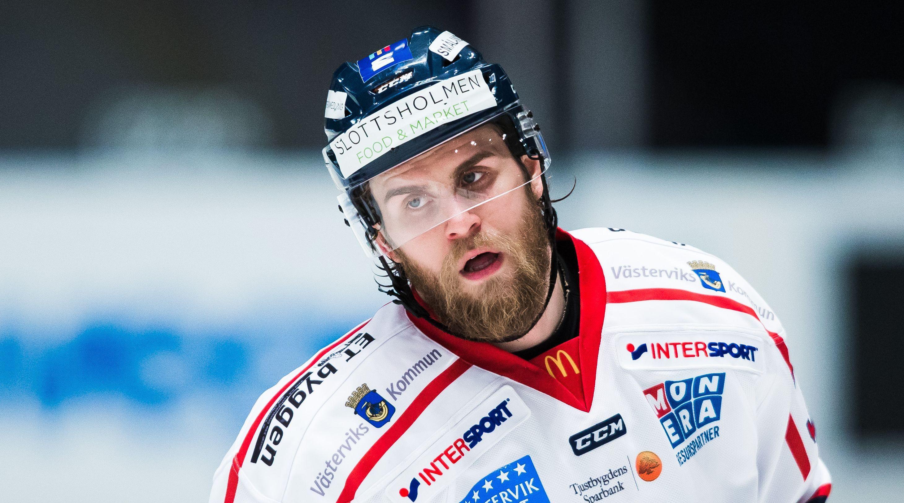 Den SHL-meriterade forwarden förlänger kontraktet med den allsvenska klubben