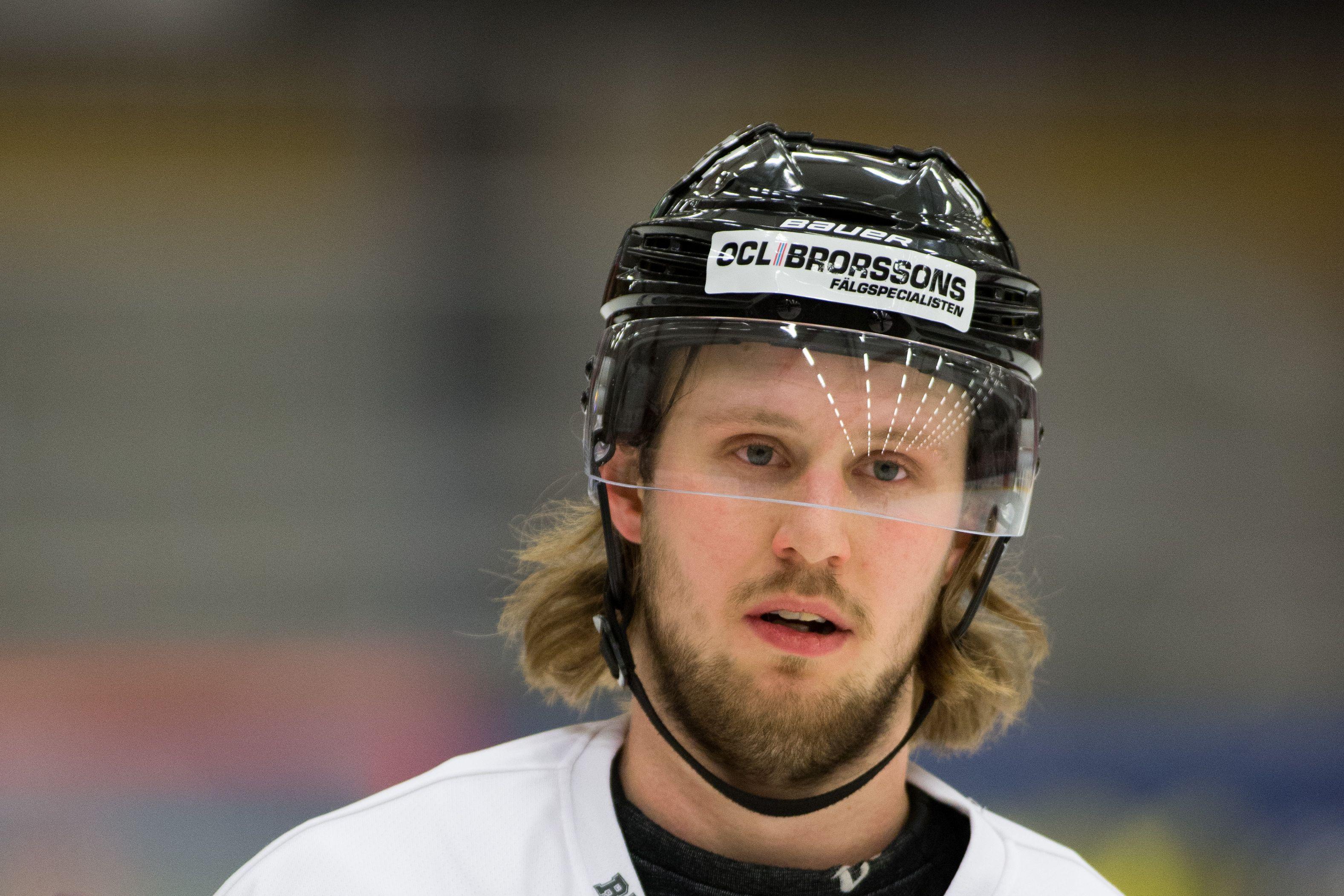 Toppbacken blir kvar i Hockeyettan