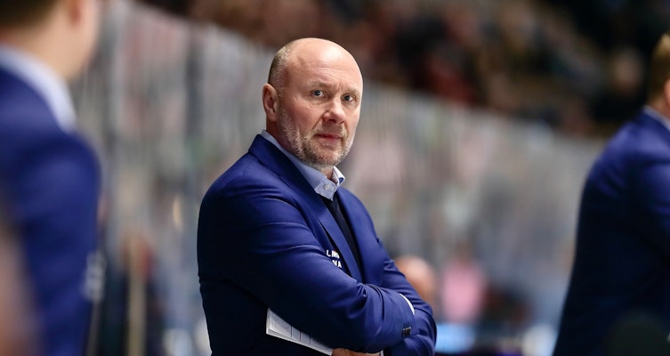 Tränaren på väg bort från SHL-klubben