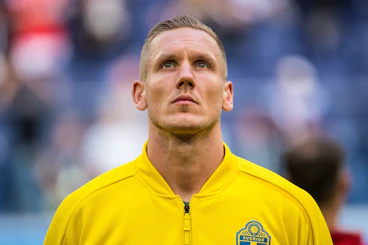 Robin Olsen 180704 122341