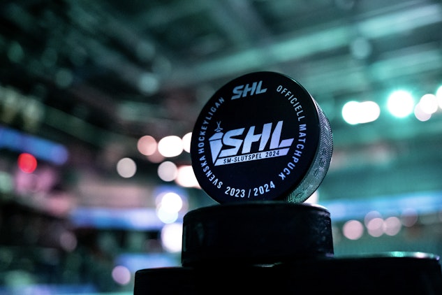 SHL puck infor slutspelet i SHL