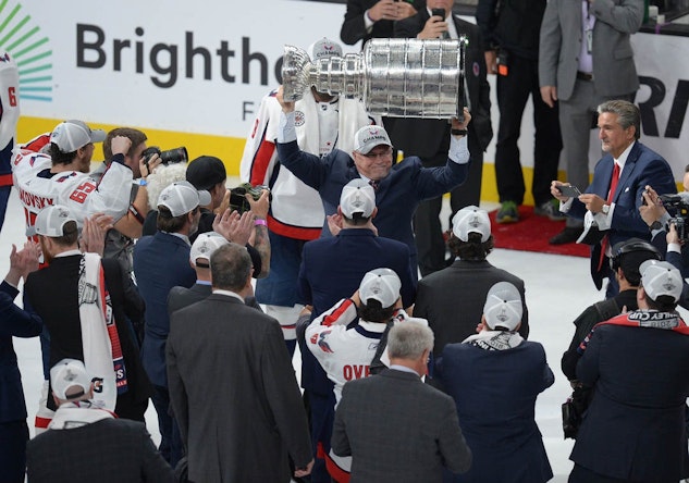 03 A42 E27 7863 48 CD A992 D432873 CA859