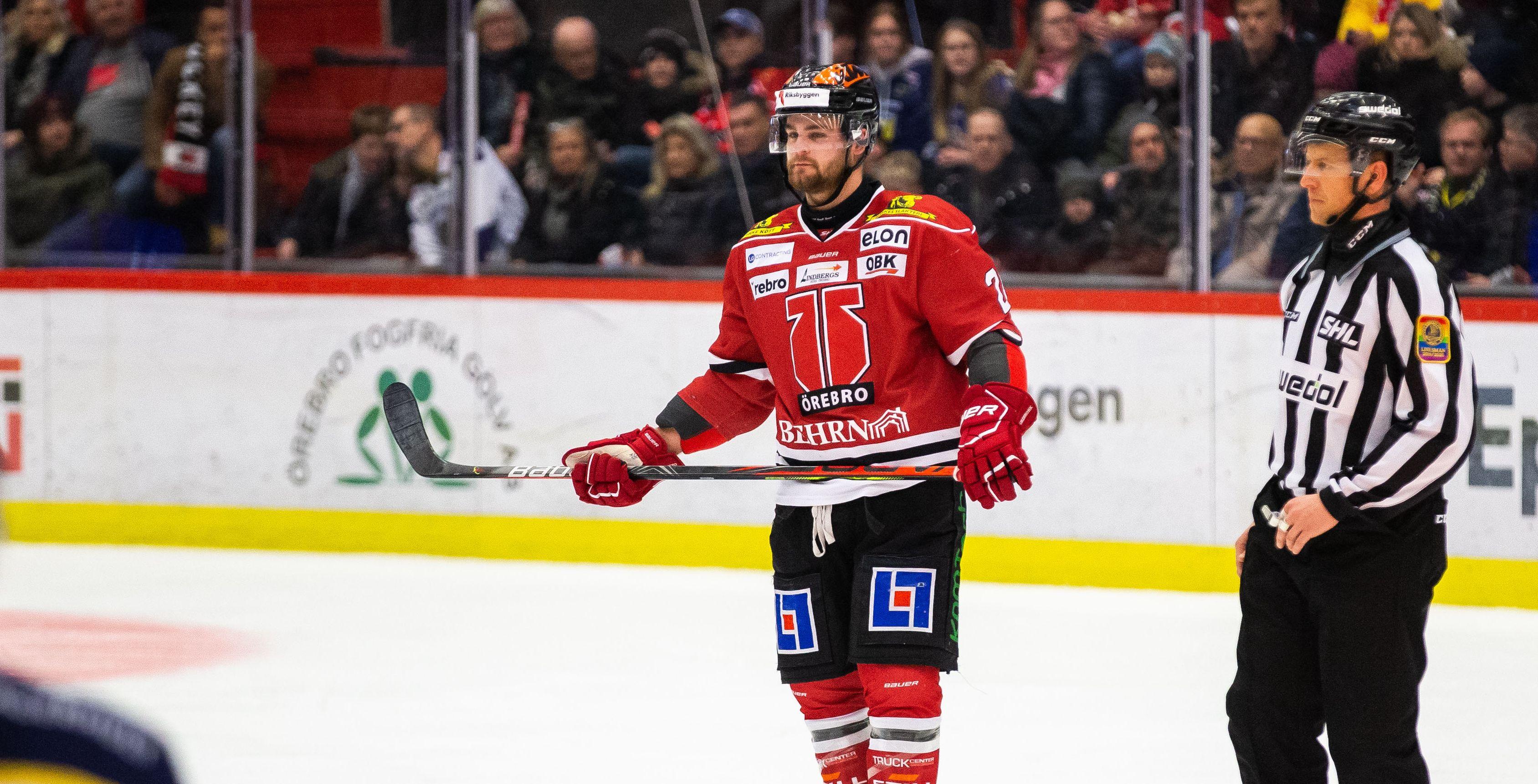 SHL-backen avstängd i fem matcher