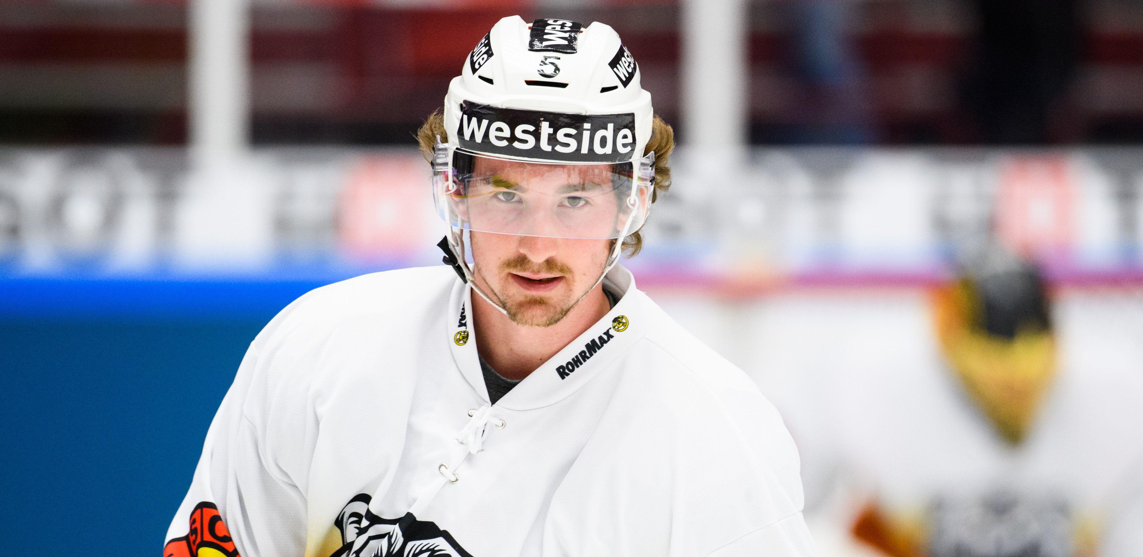 Adam Almquist har klart med en ny klubb