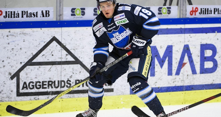 Den SHL-meriterade forwarden förstärker AllEttan-laget