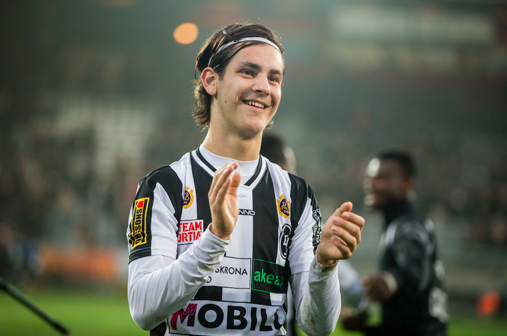 Mittfältaren stannar i Landskrona