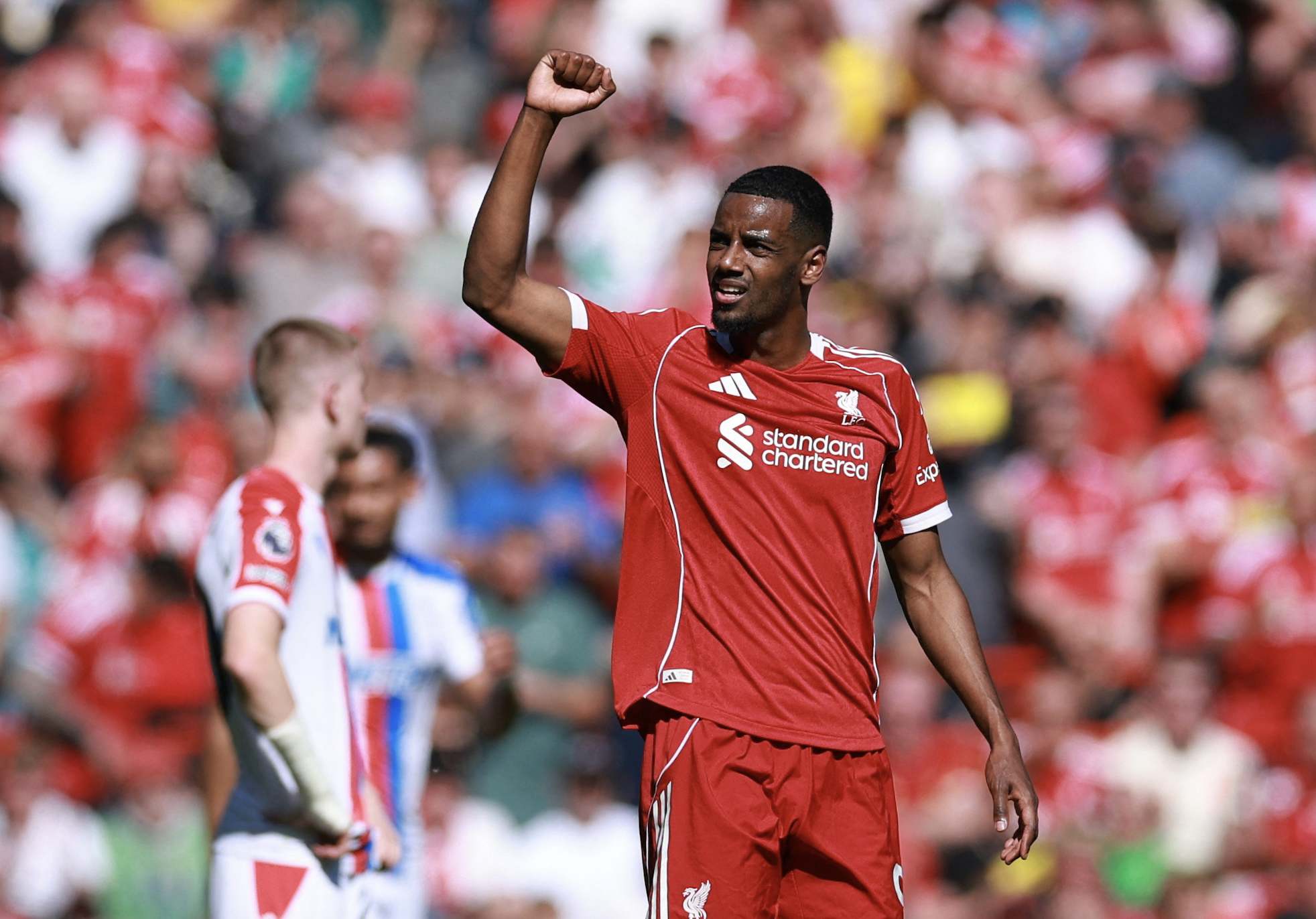 Alexander Isak med sitt första mål efter skadan