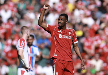 Alexander Isak jublar i Liverpool