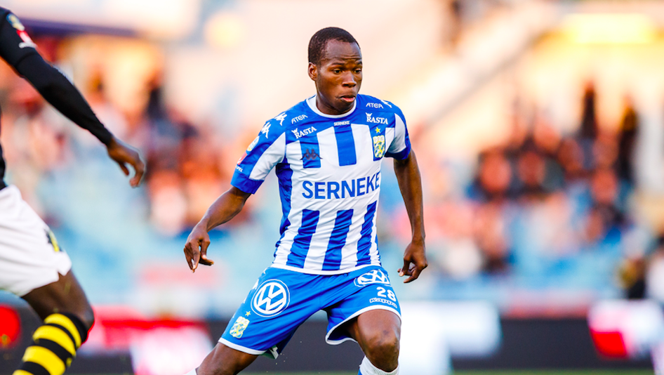 Uppgifter: Barcelona & Ajax följer Blåvitt-talangen