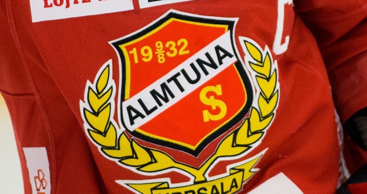 Poängstark forward till Almtuna