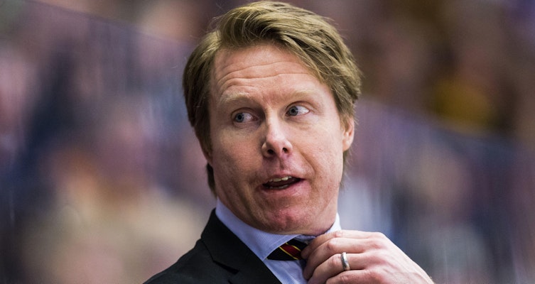 Brynäs avvaktar med tränarfrågan