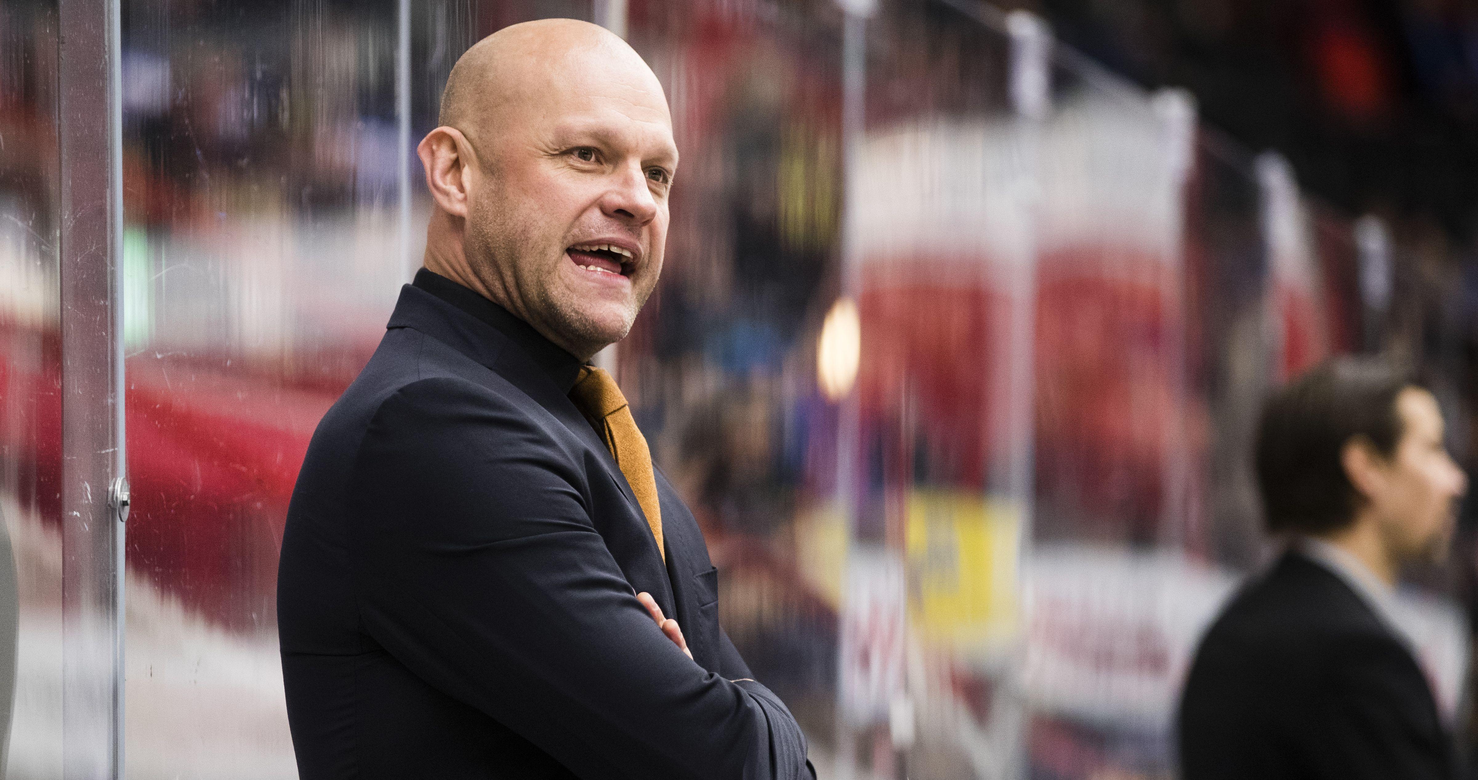 Den före detta Modo-tränaren dementerar ryktet