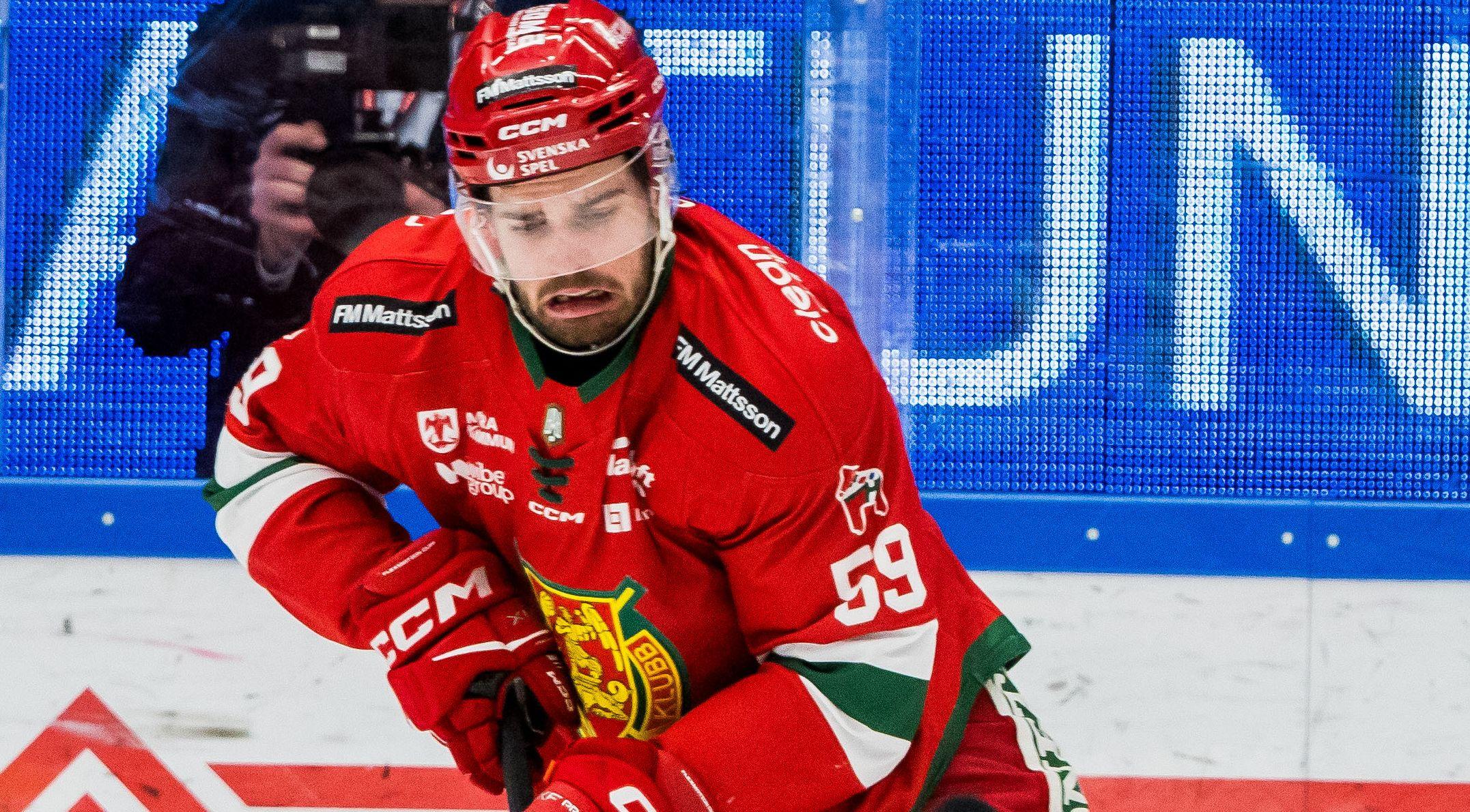 Flera SHL-klubbar har visat intresse för succéforwarden
