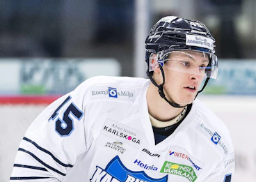 Axel Lindstroem