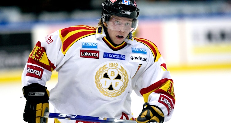 Decenniets värvningsbomb - Nicklas Bäckström vänder hem till Brynäs