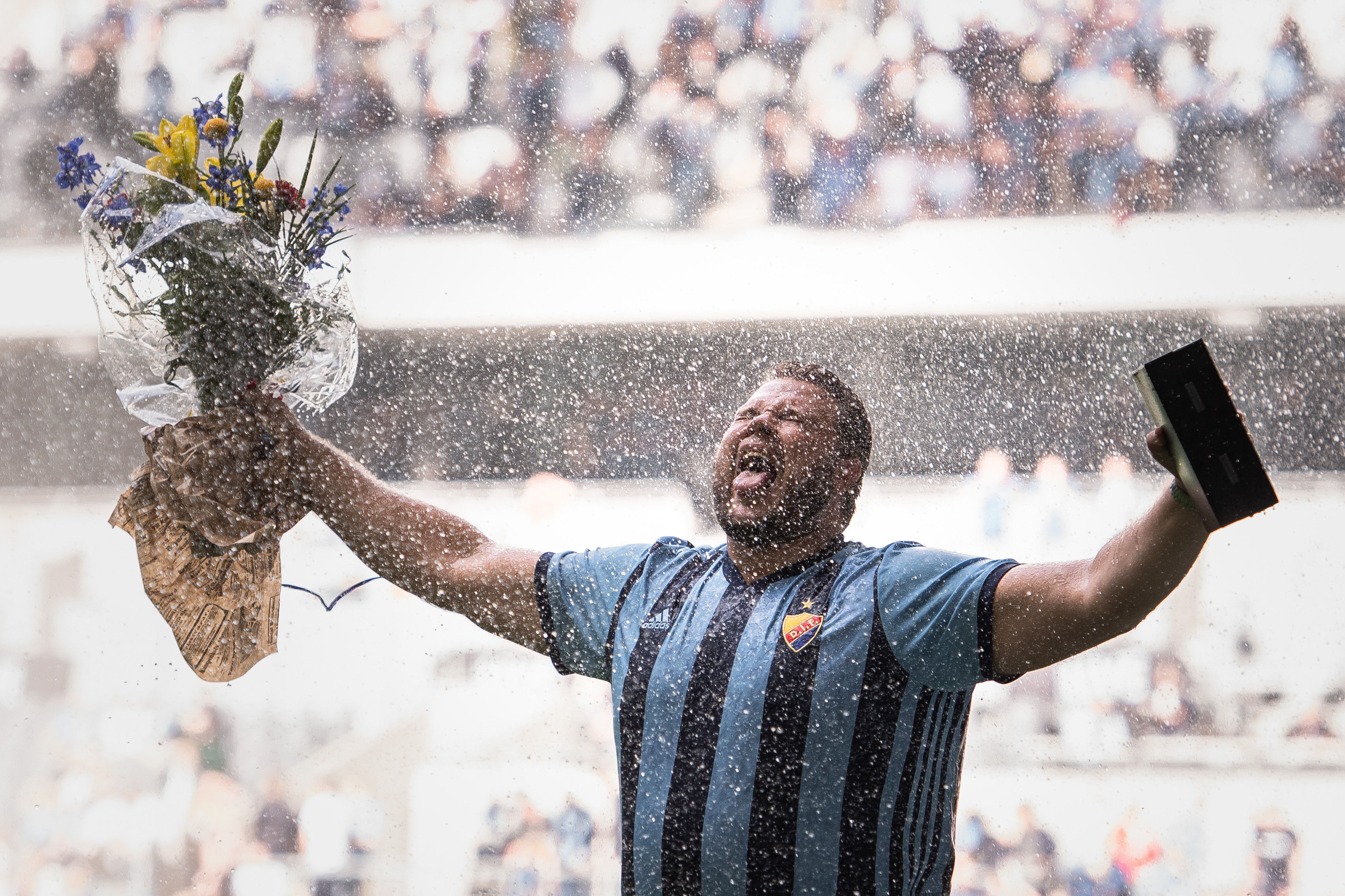 Hockeyklubbar och hockeyfans - kändisarnas favoritlag