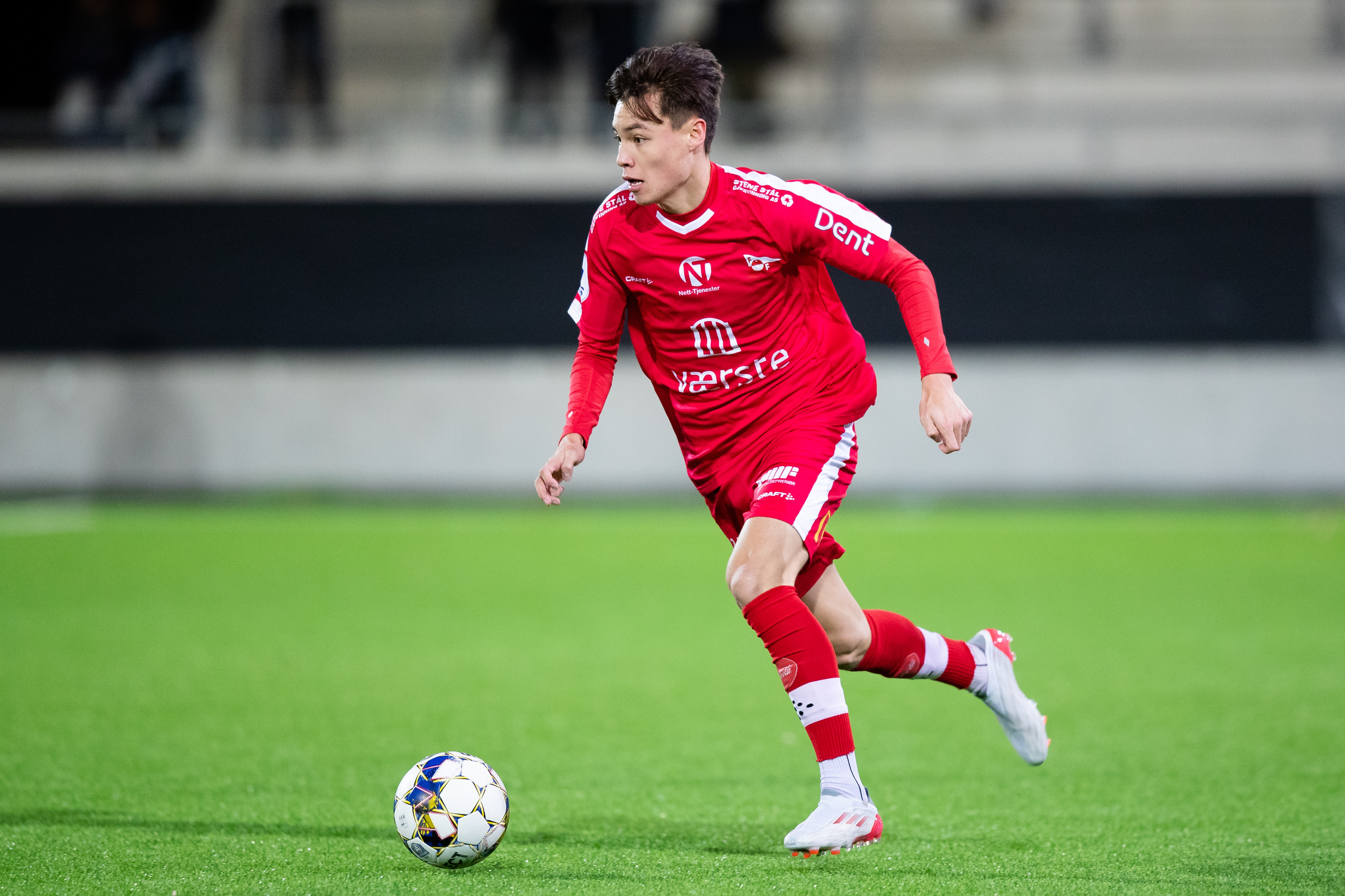 MFF bud på ytter nekat