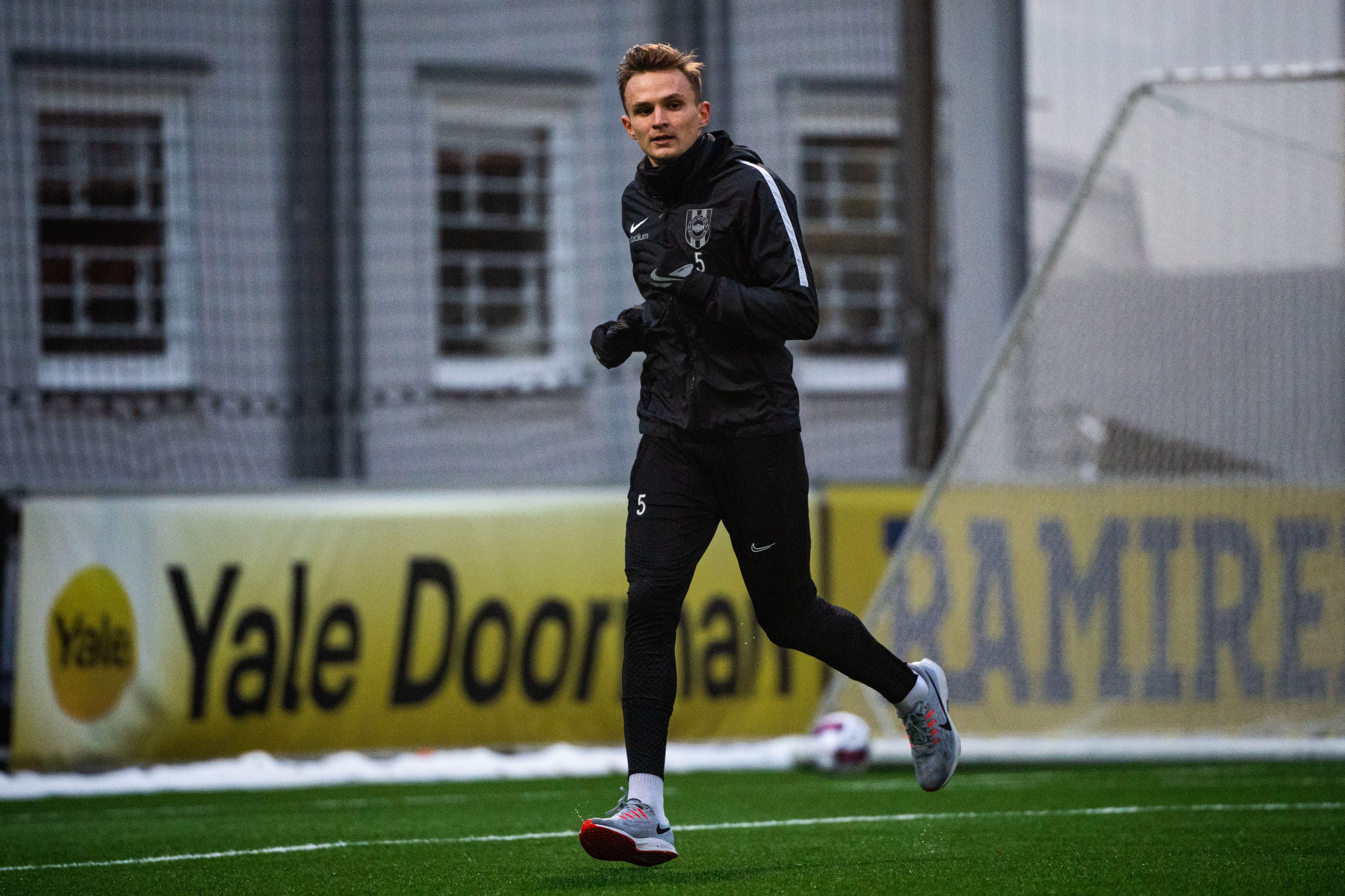 Sirius värvar Krusnell