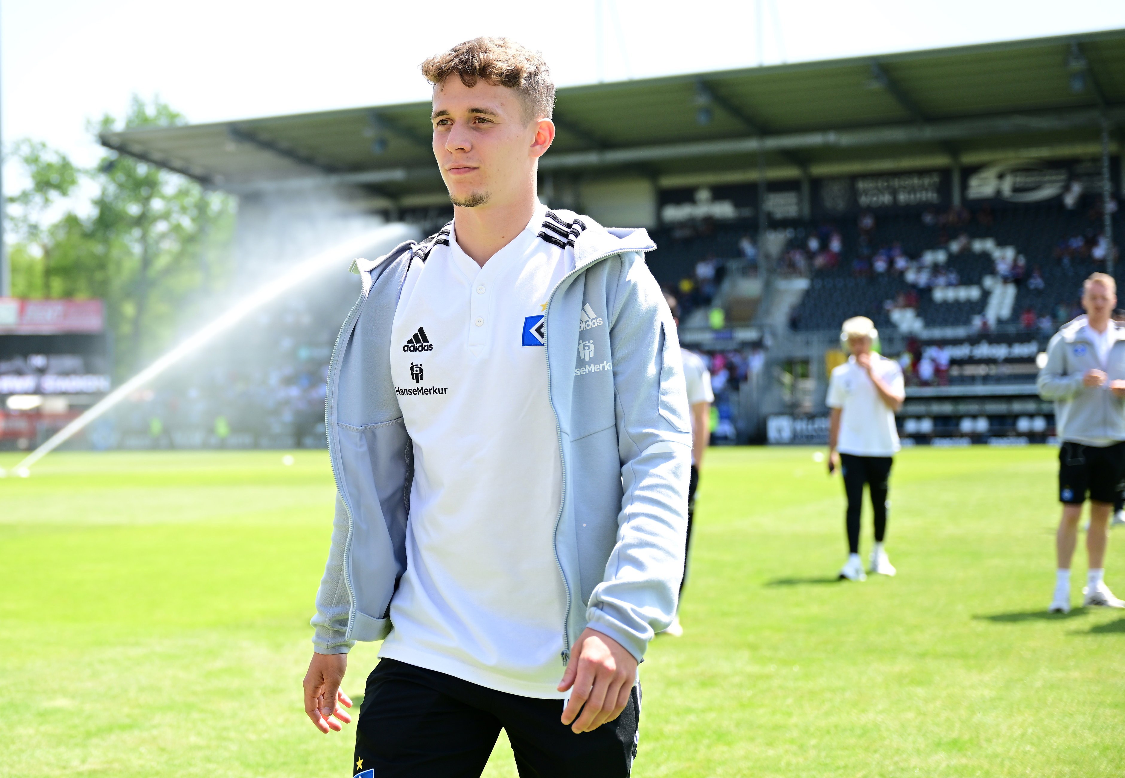 Öster förstärker med finskt lån