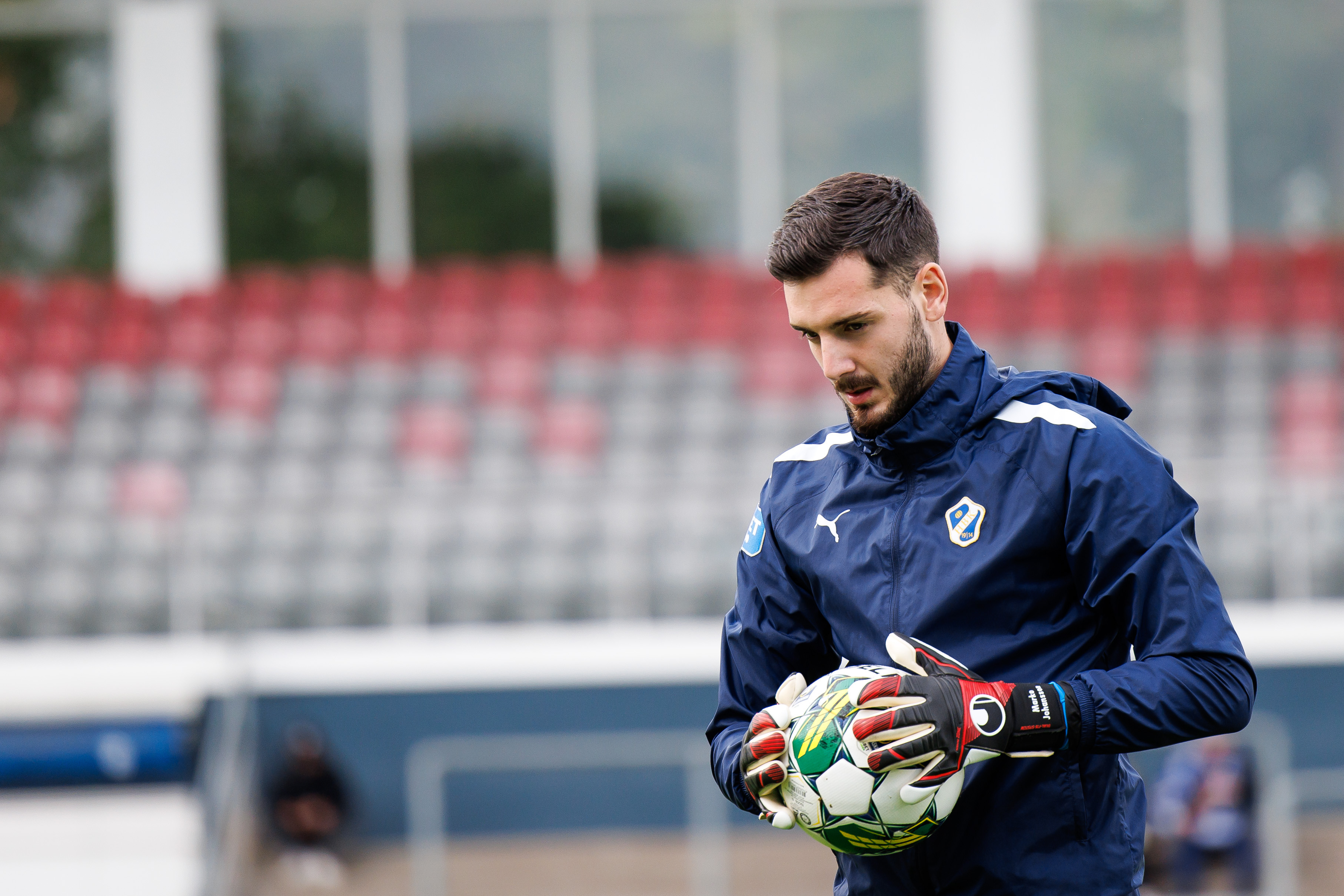 IFK Norrköping tar in provspelare