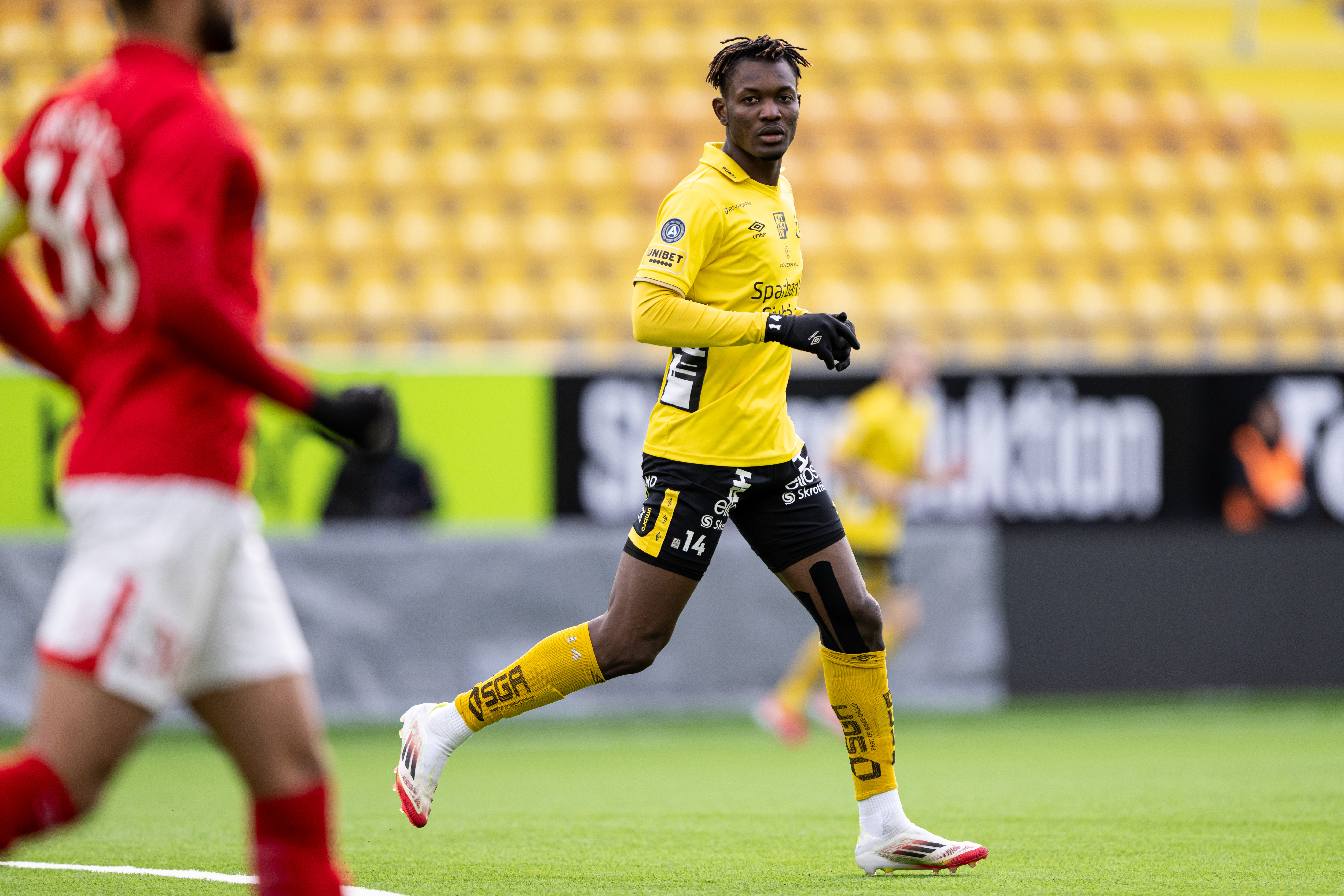 Polsk storklubb ute efter Abdullai