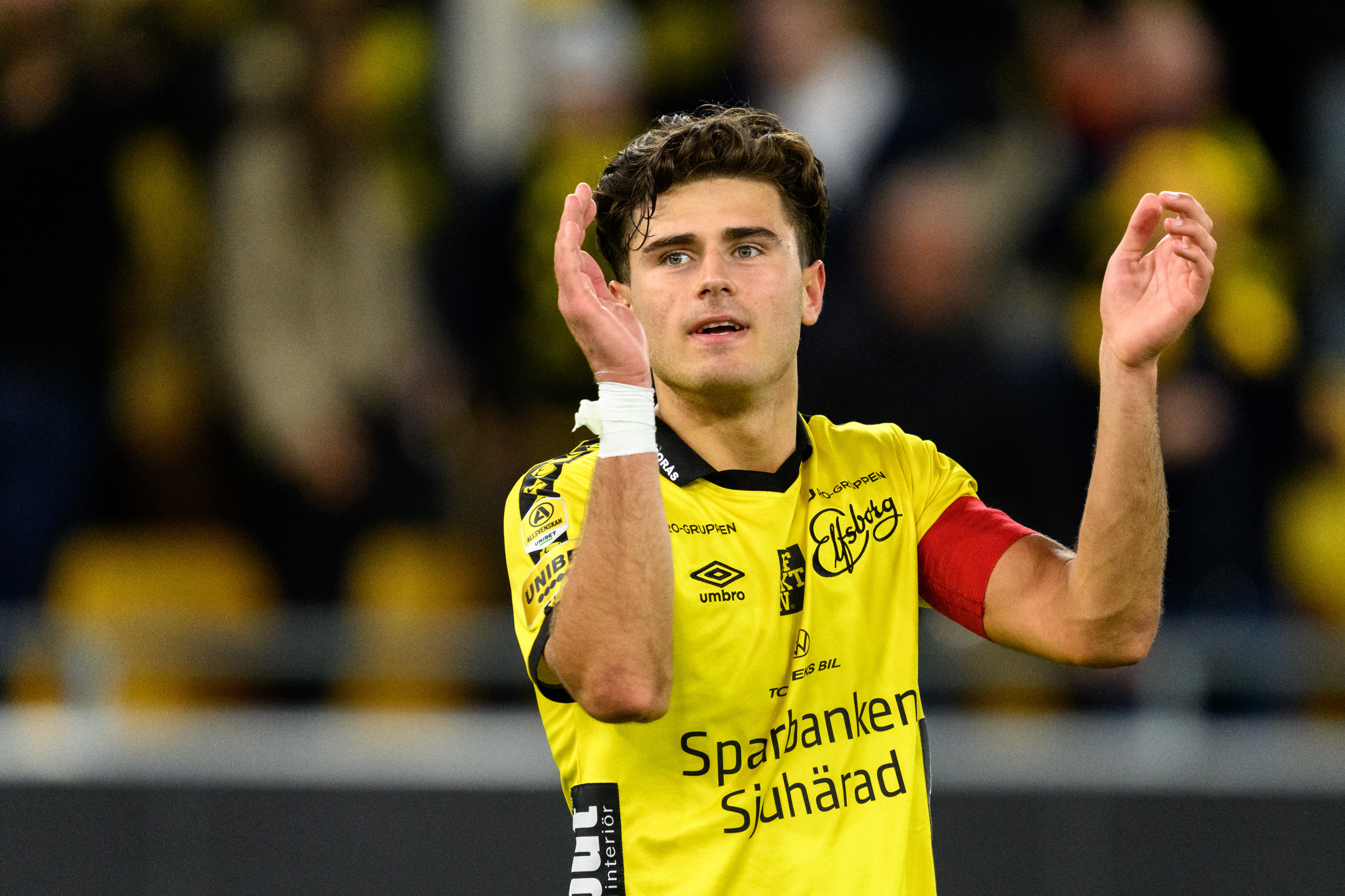 FC Köln visar intresse för Besfort Zeneli