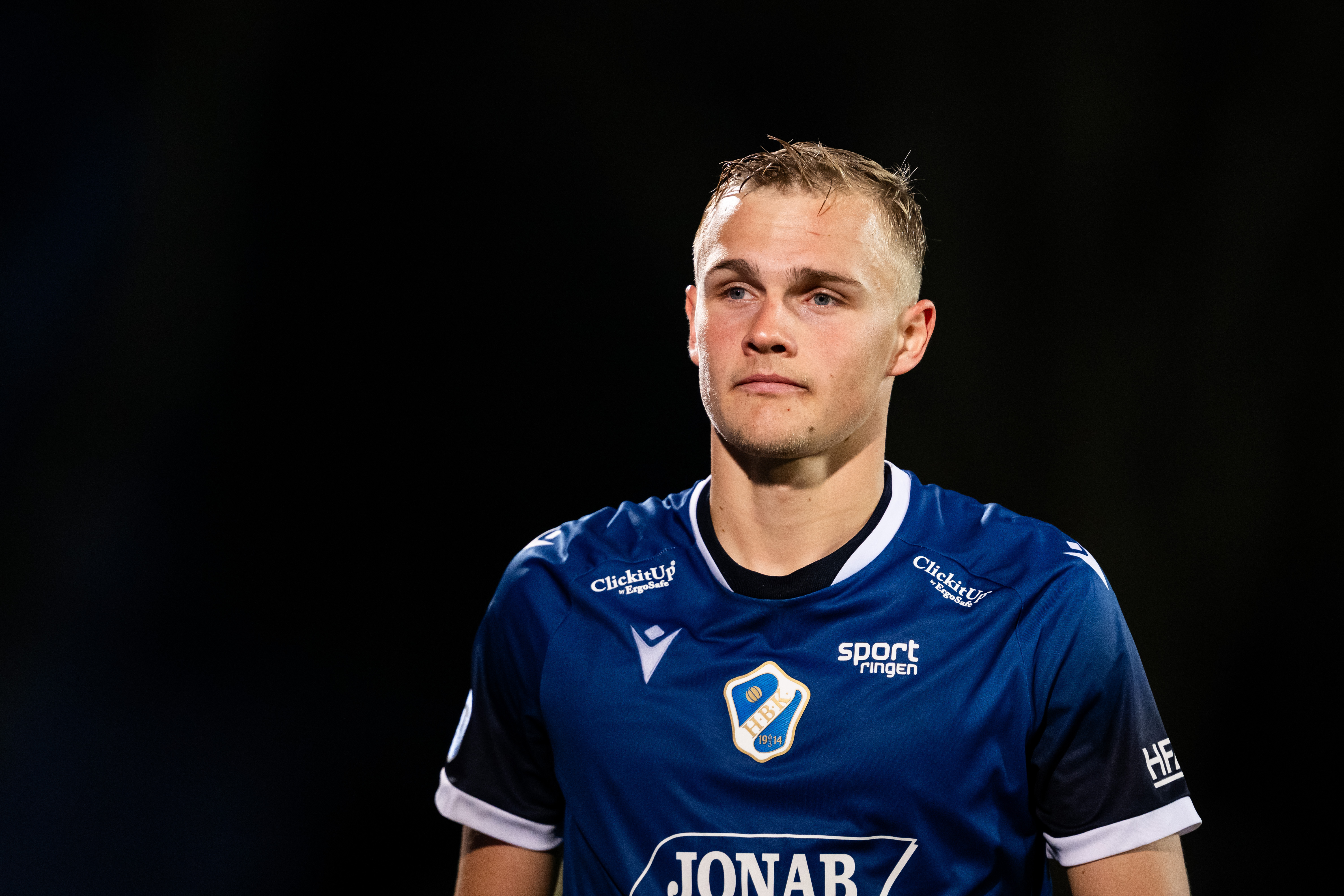 Friberg blir kvar i HBK