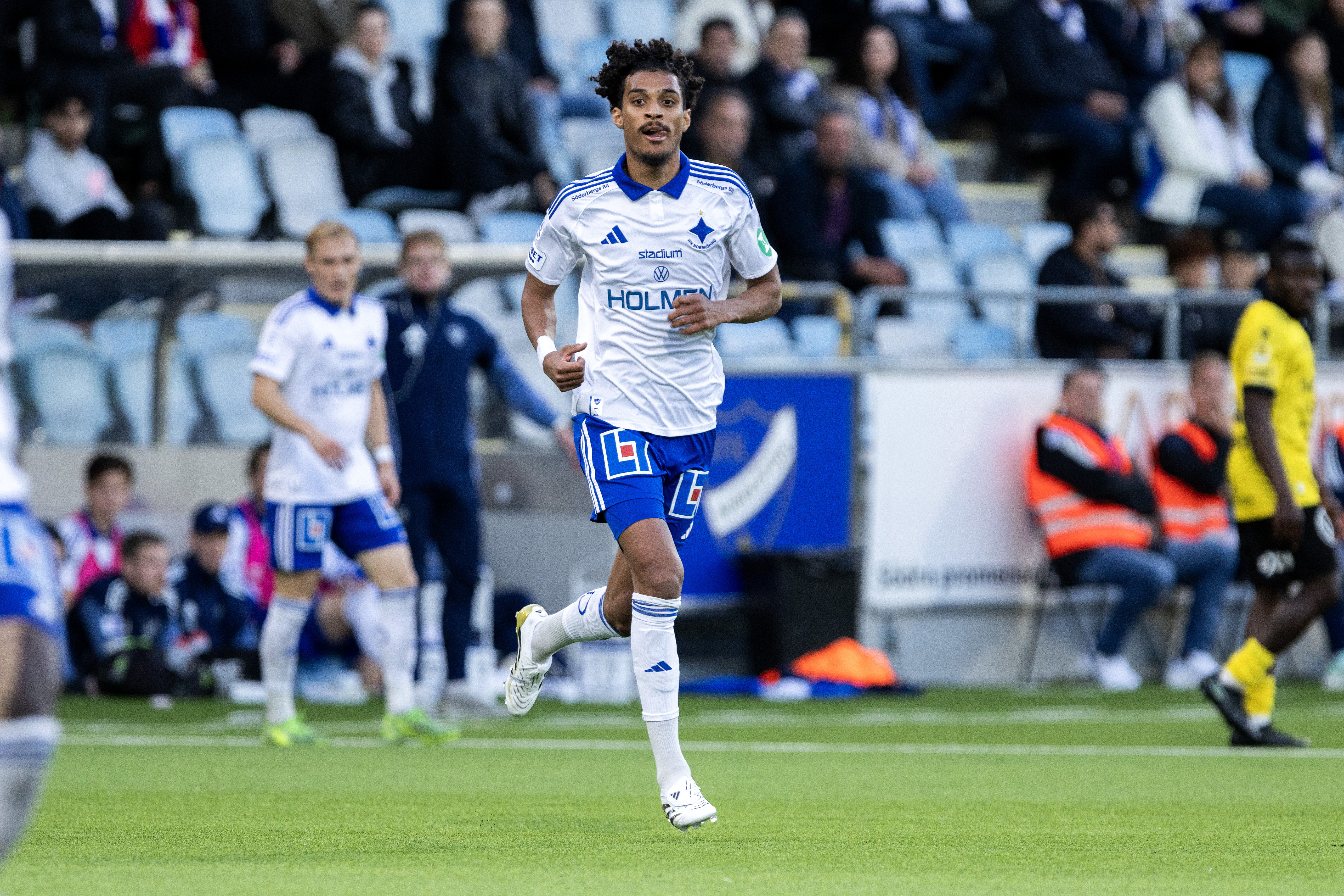 Intresse för Jesper Ceesay från England