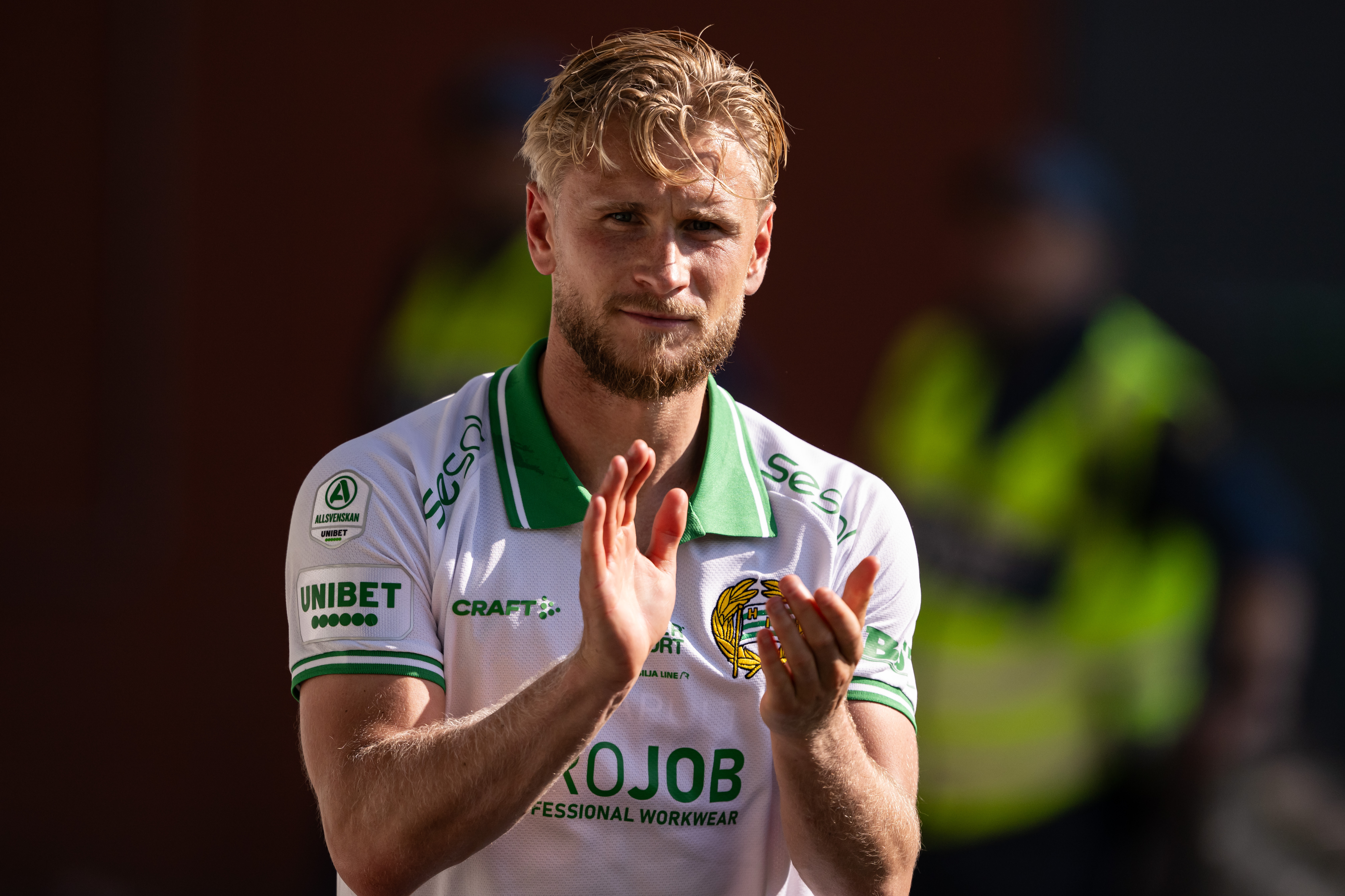 Officiellt: Simon Strand lämnar Hammarby