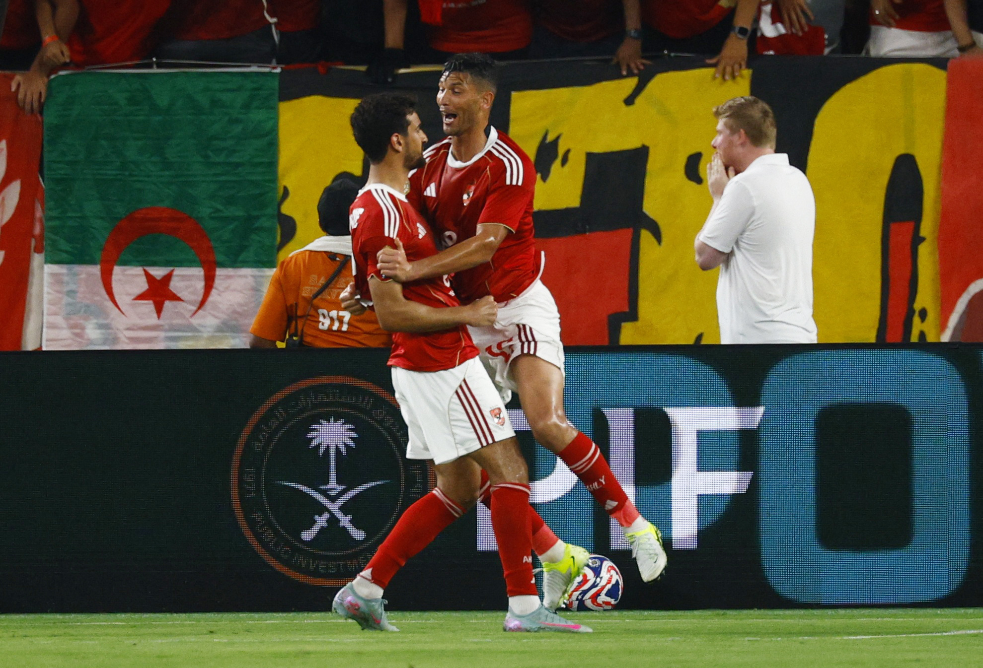 Officiellt: Kalmar värvar VM-hjälte