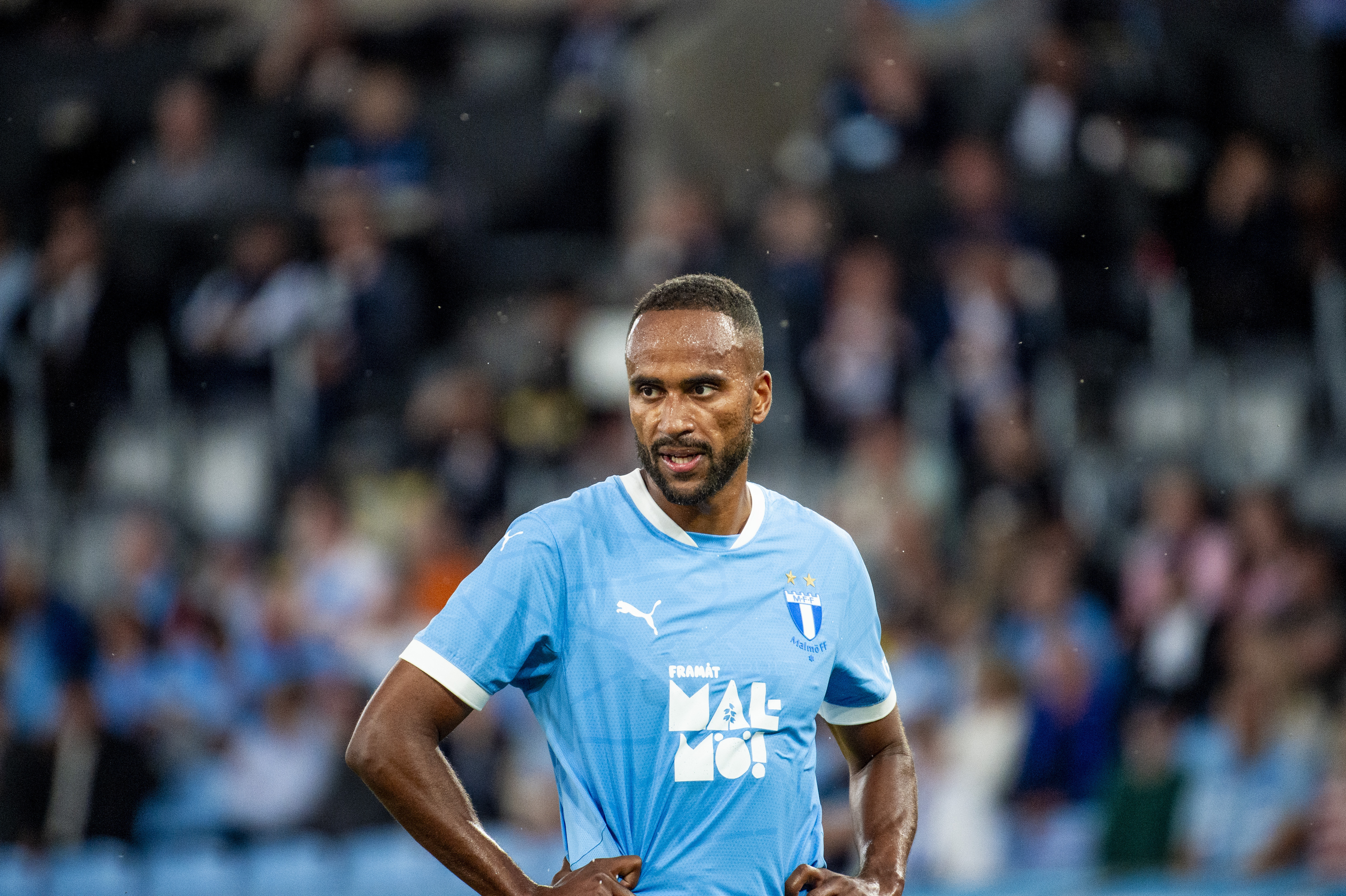 Isaac Kiese Thelin bryter med Malmö FF