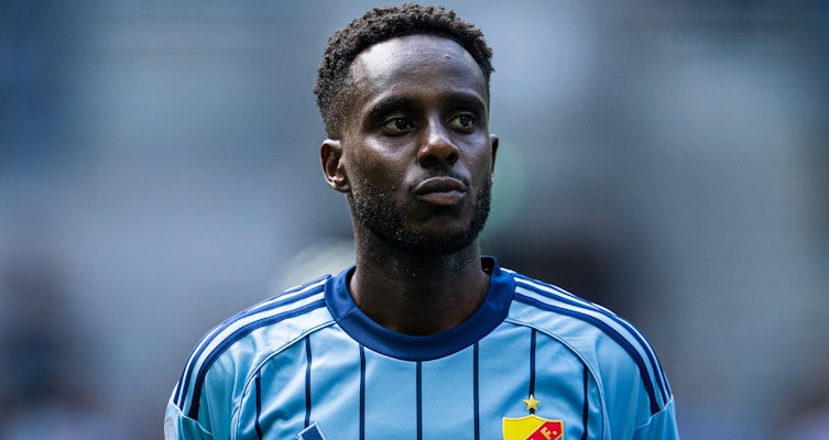 Klart: Tokmac Nguen lämnar Djurgården för spel i Saudiarabien