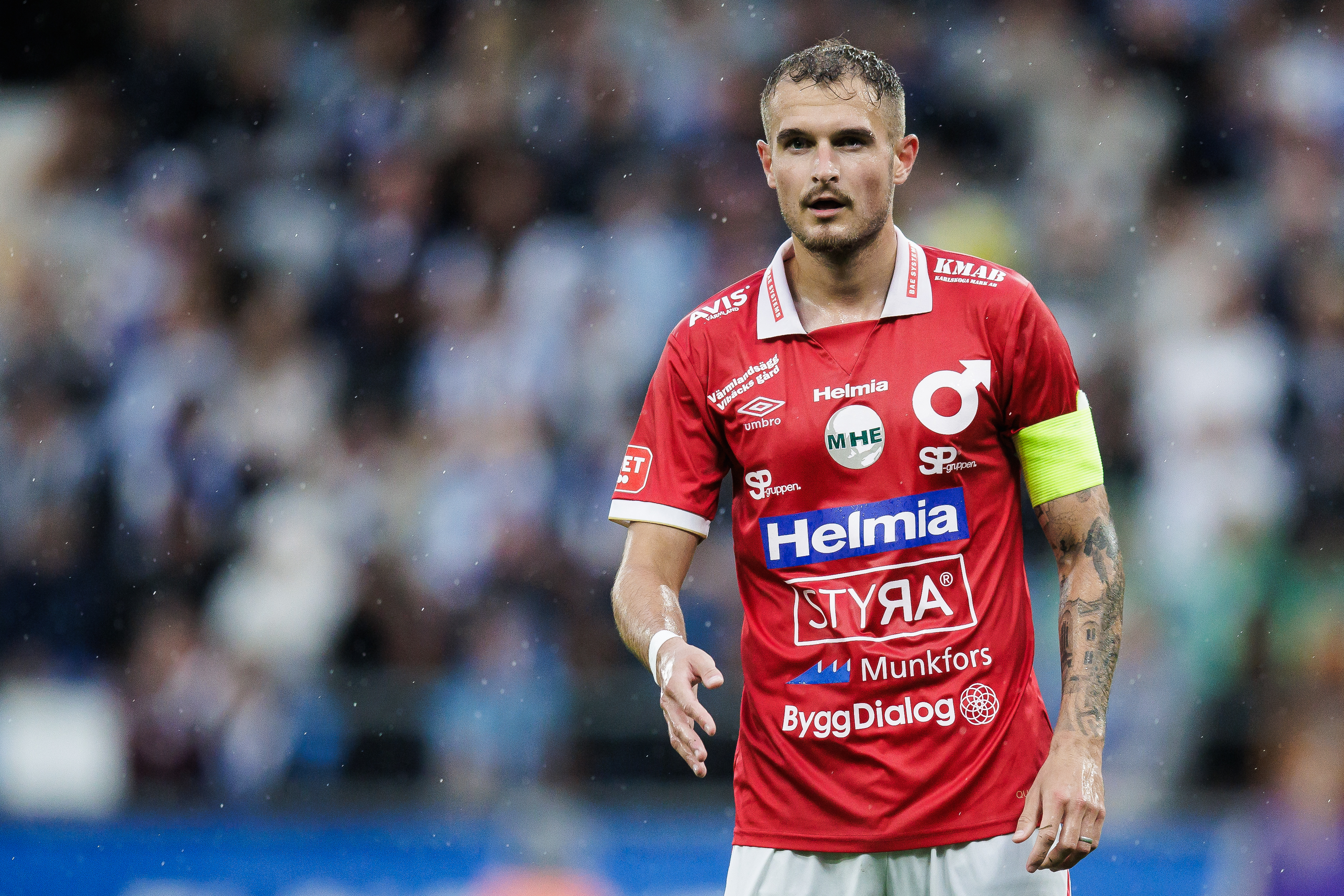 Officiellt: Trotjänaren lämnar