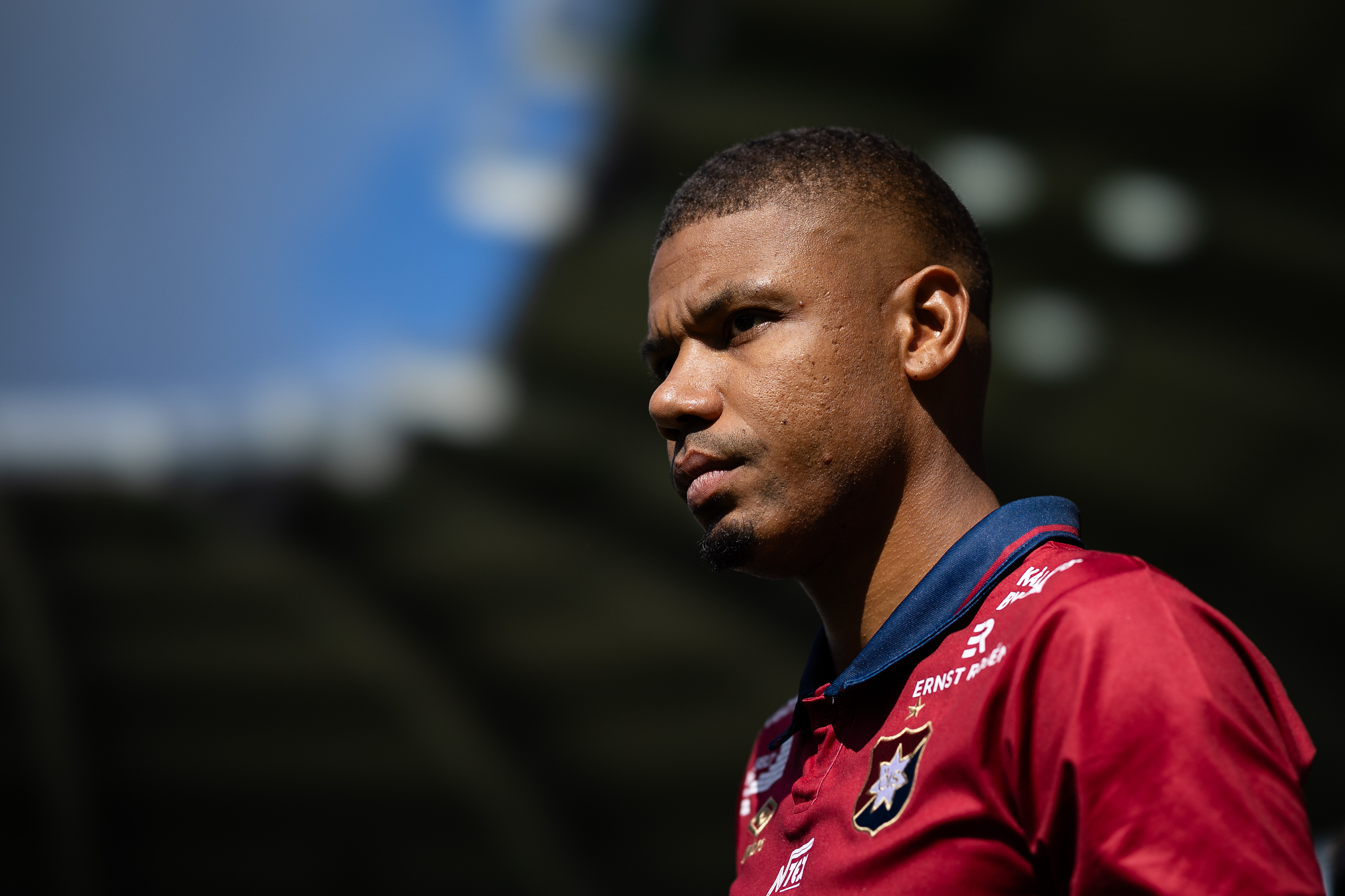 Dyrestam förlänger med Öis