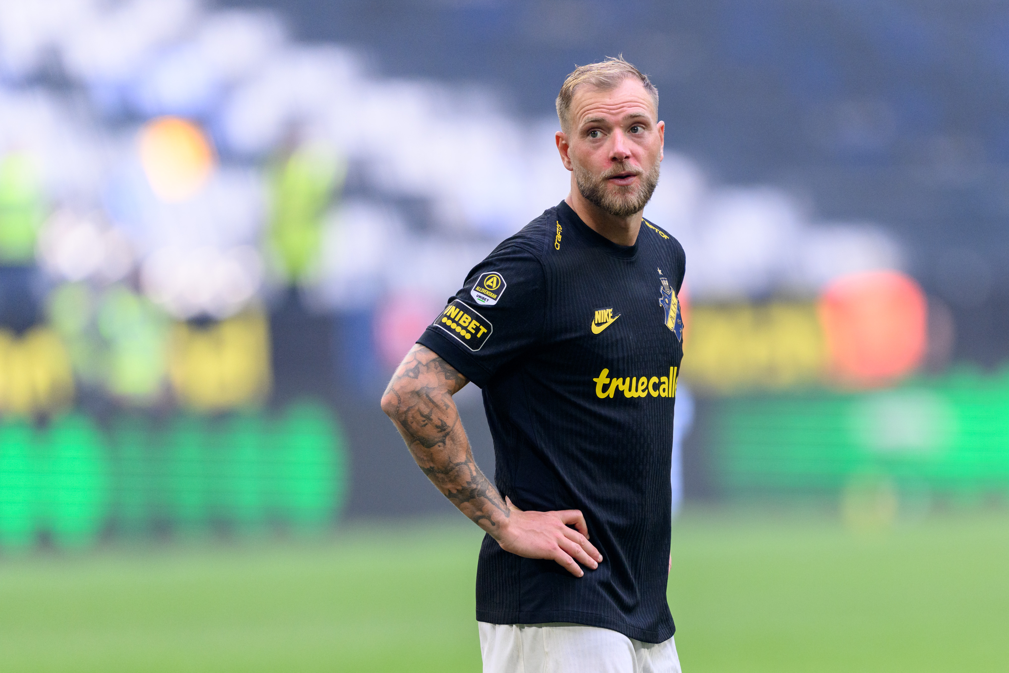 John Guidetti lämnar AIK och kanske spelarkarriären