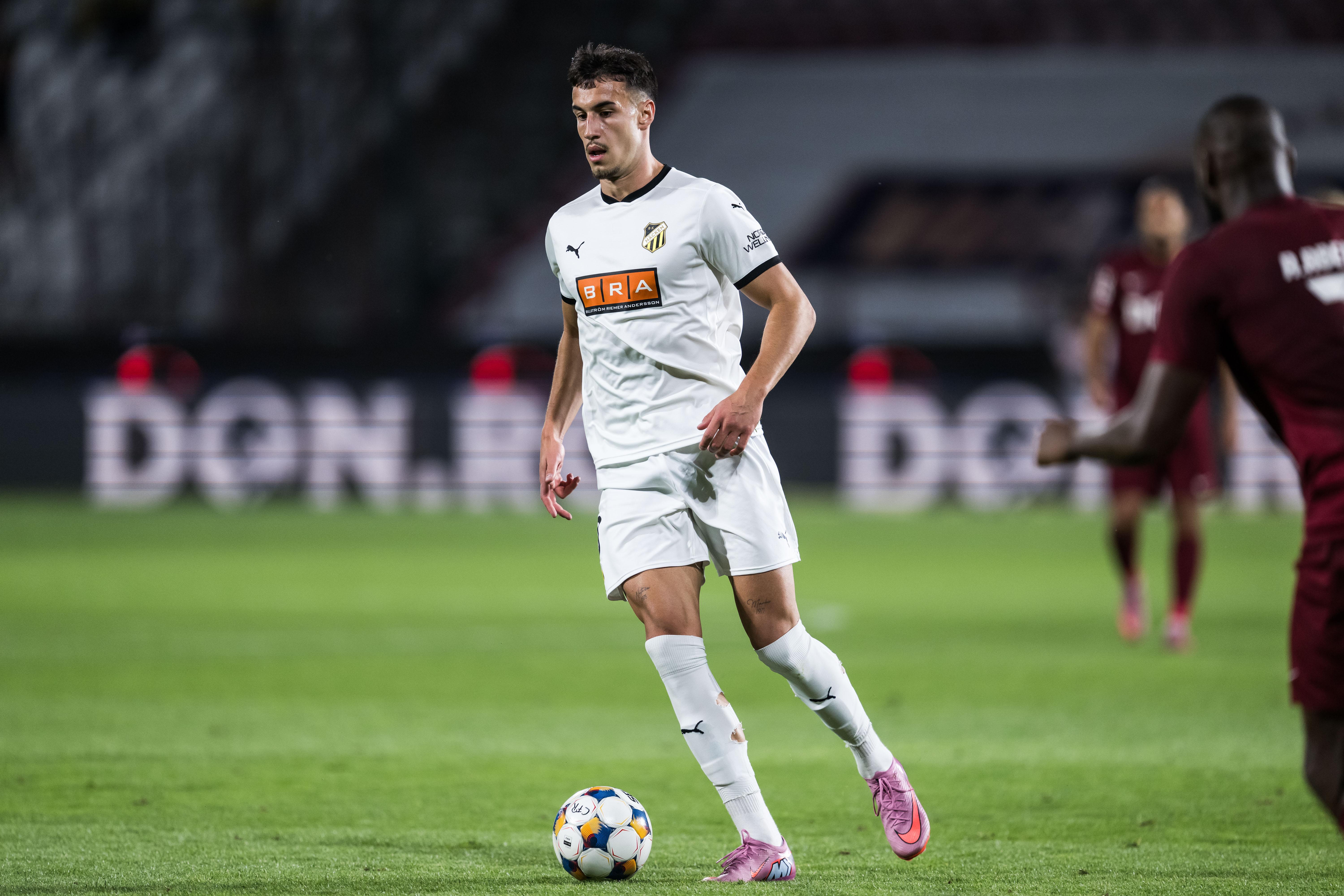 Häcken lånar ut Hrstic