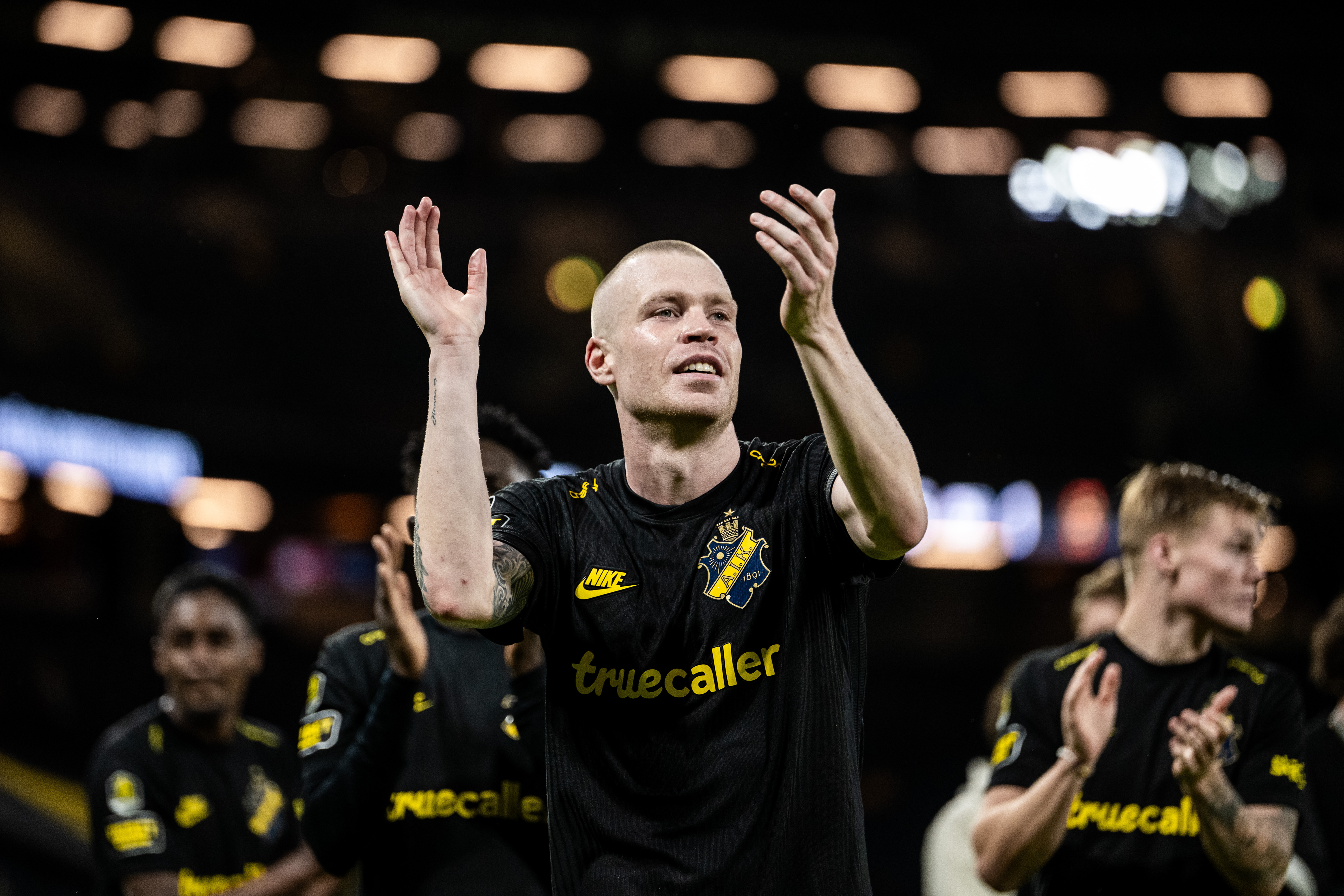 Officiellt: AIK duo lämnar