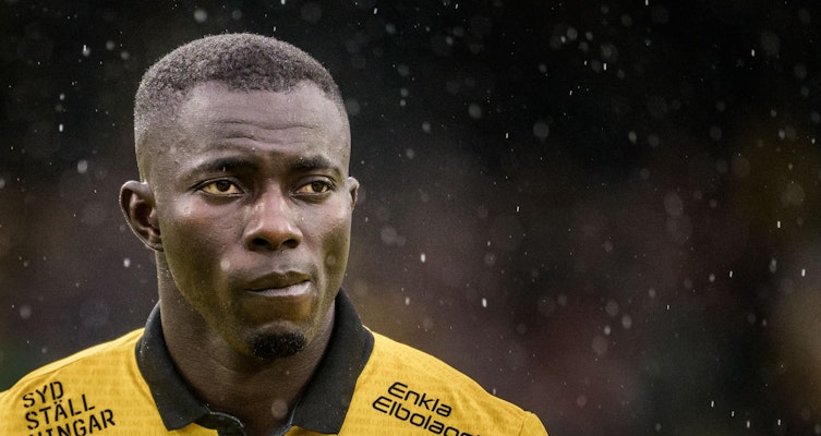 Brittiska uppgifter: Manneh nära engelsk klubb