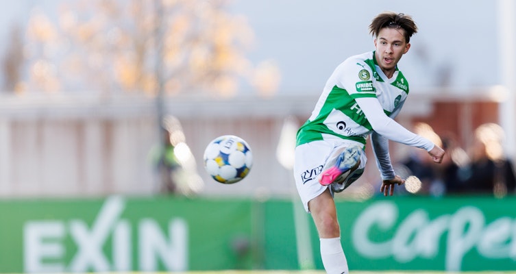 Mjällby jagar Max Larsson