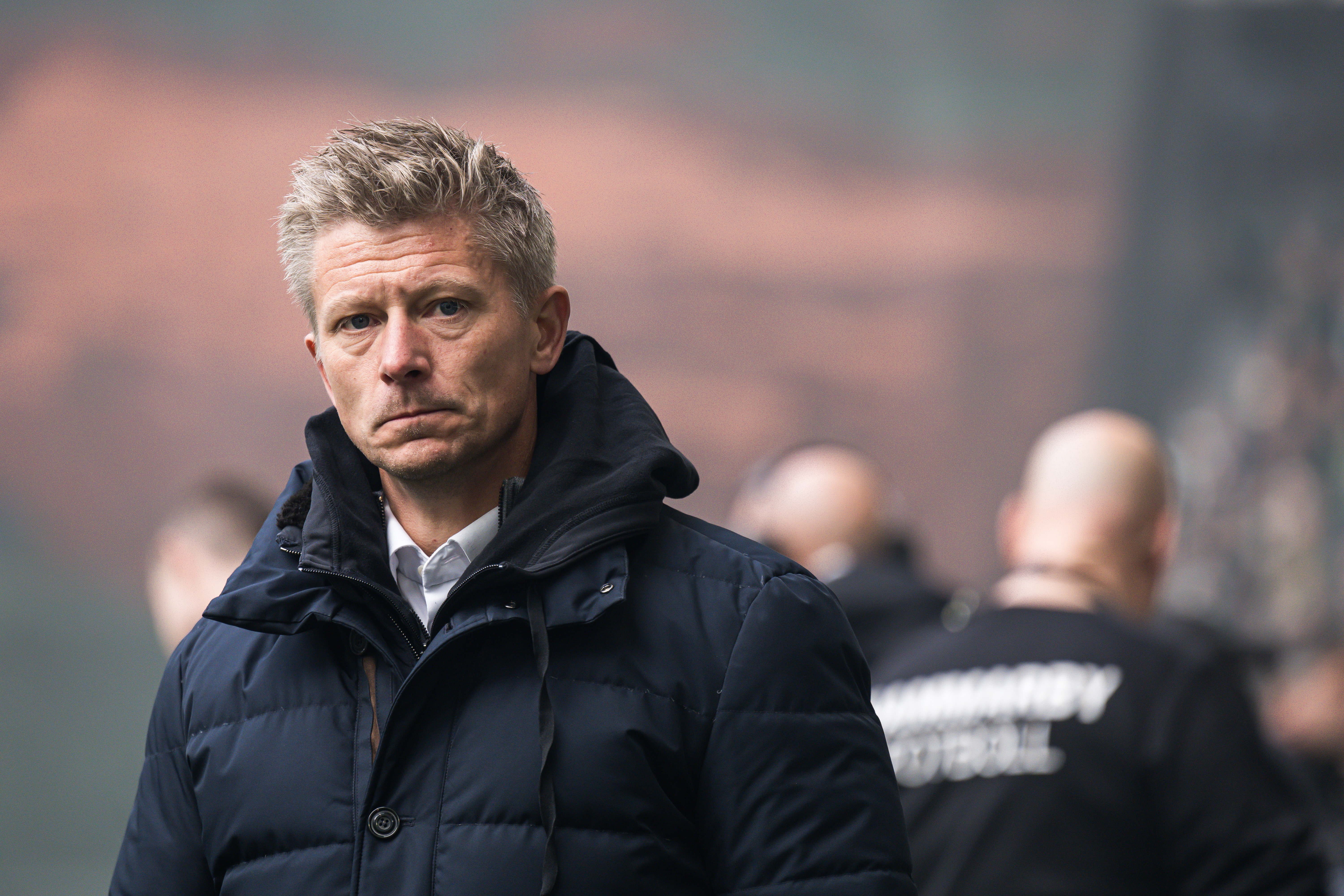 Officiellt: AIK sparkar Mikkjal Thomassen