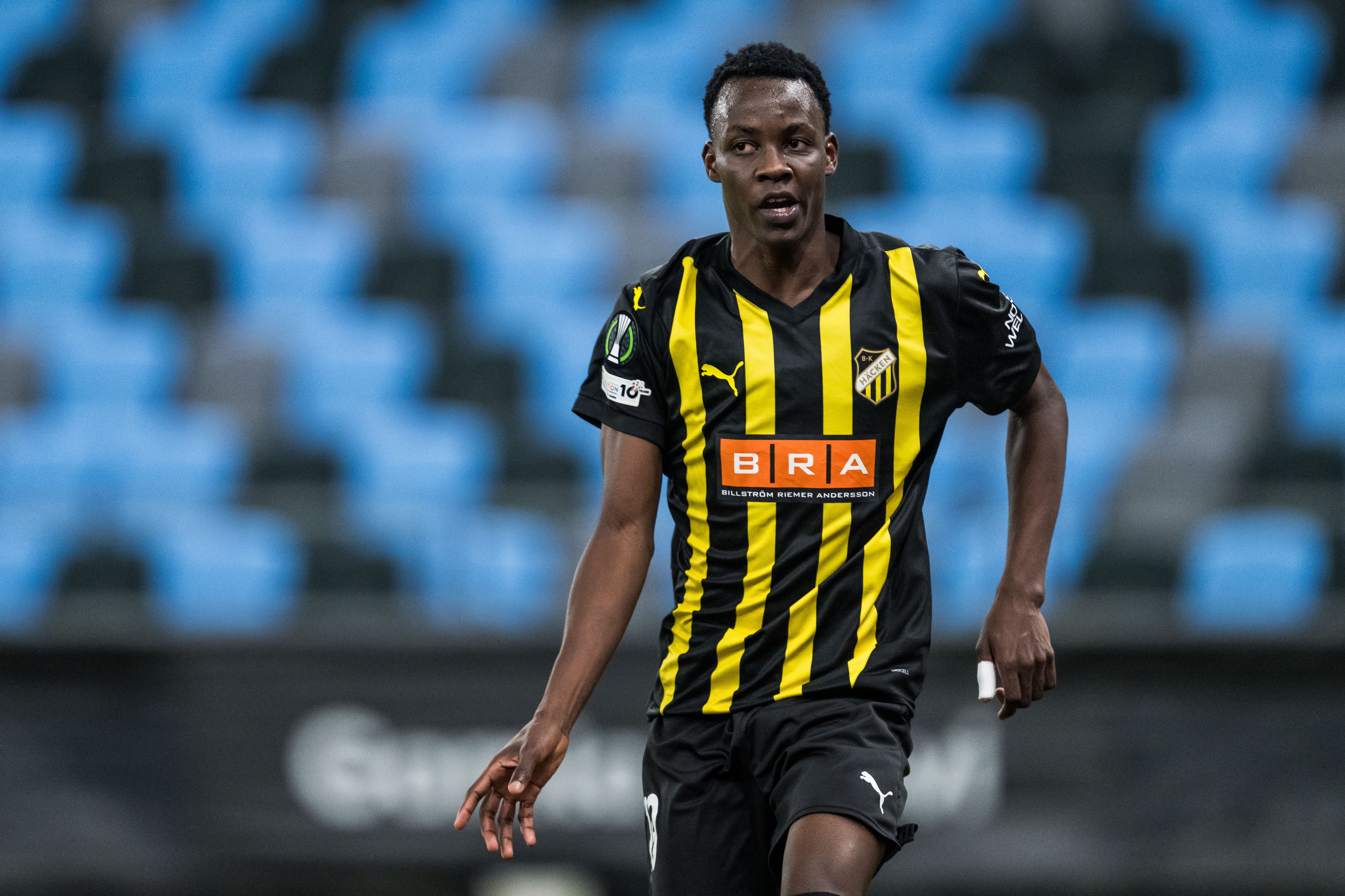 Officiellt: Dembe lämnar Häcken