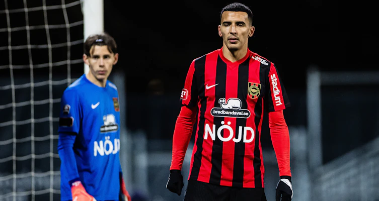 Beskedet: Bahoui lägger av - blir tränare