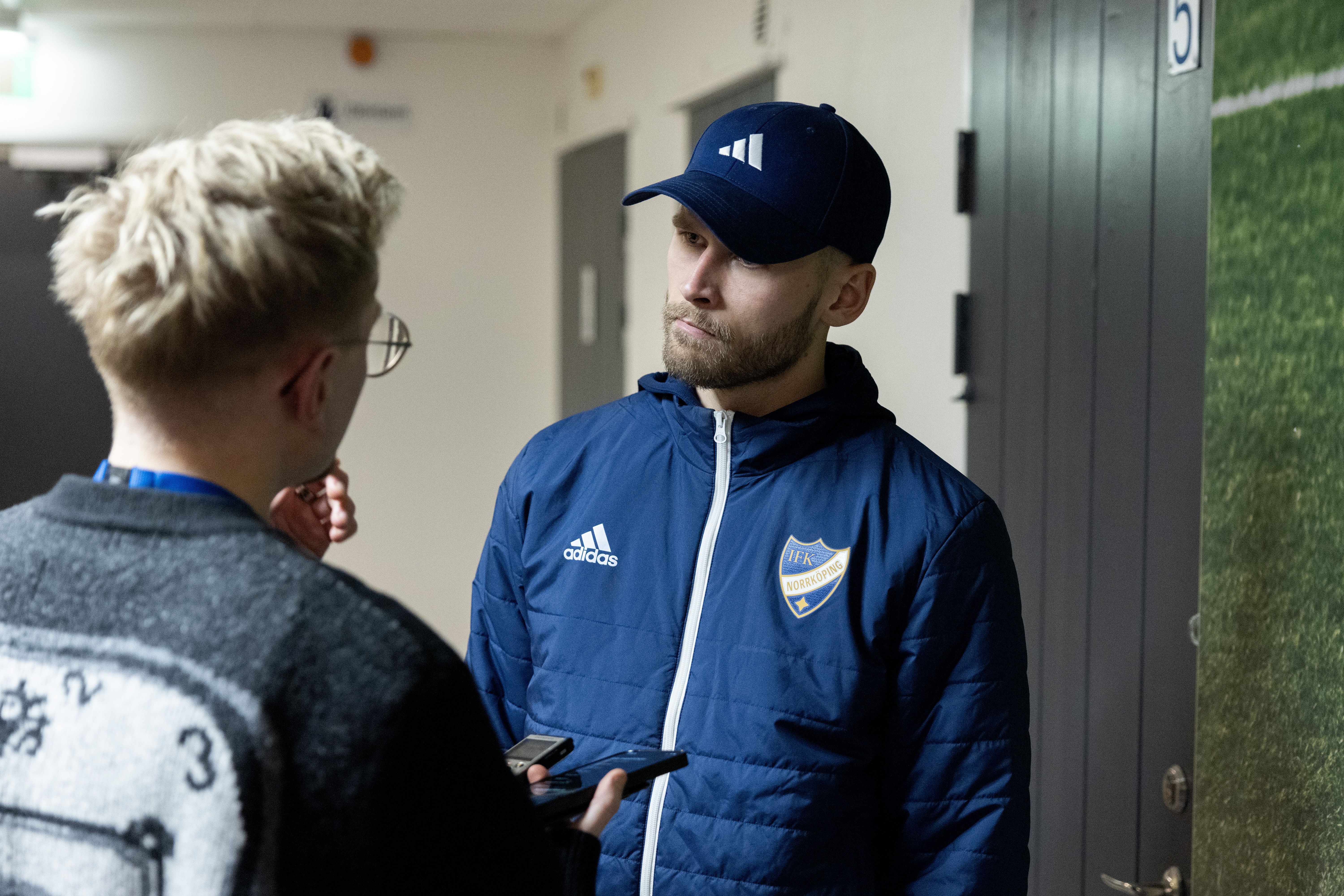 Uppgifter: Spelar och tränarflykt i IFK Norrköping