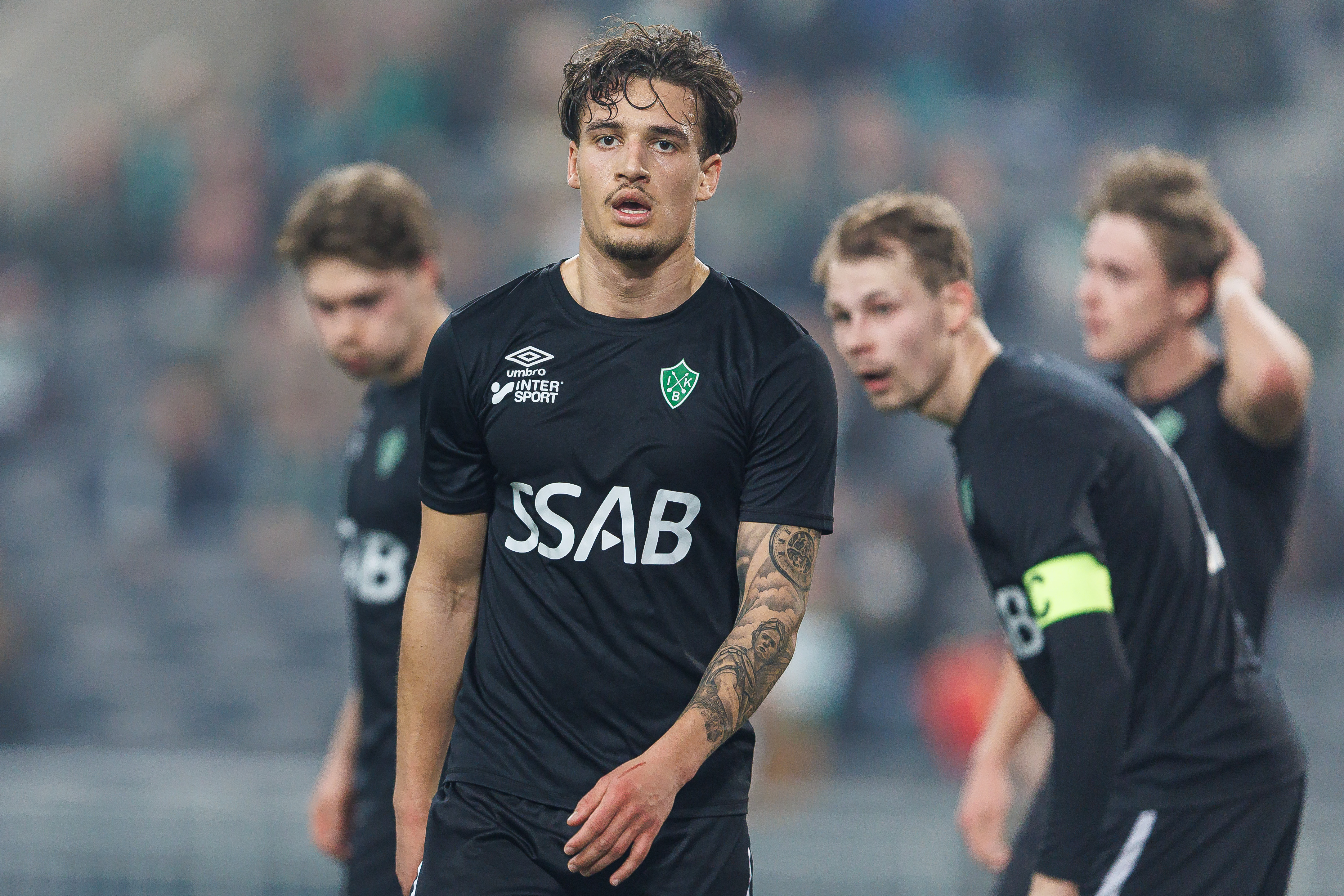 Uppgifter: MFF värvar ytterback