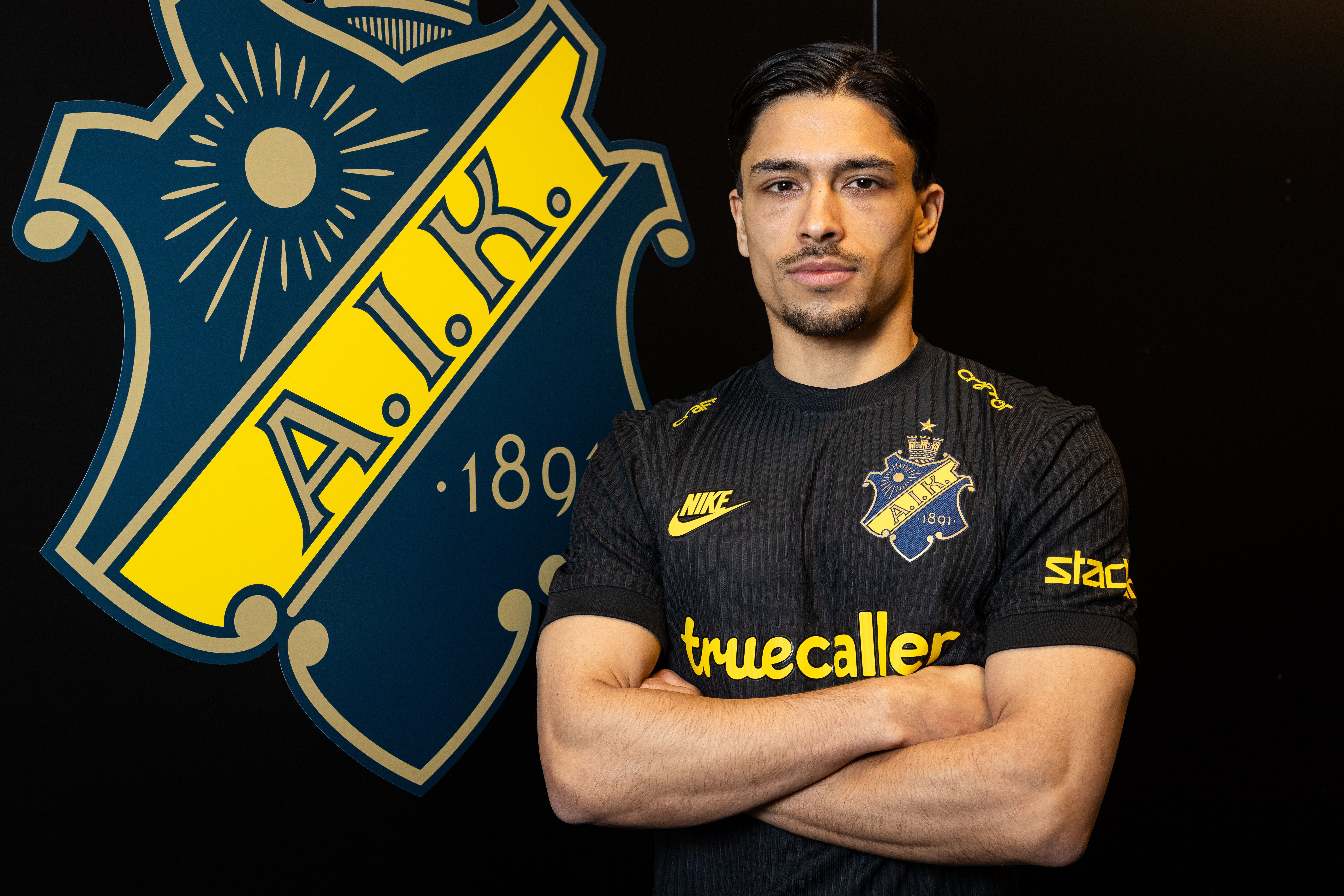 Klart: AIK värvar vänsterback