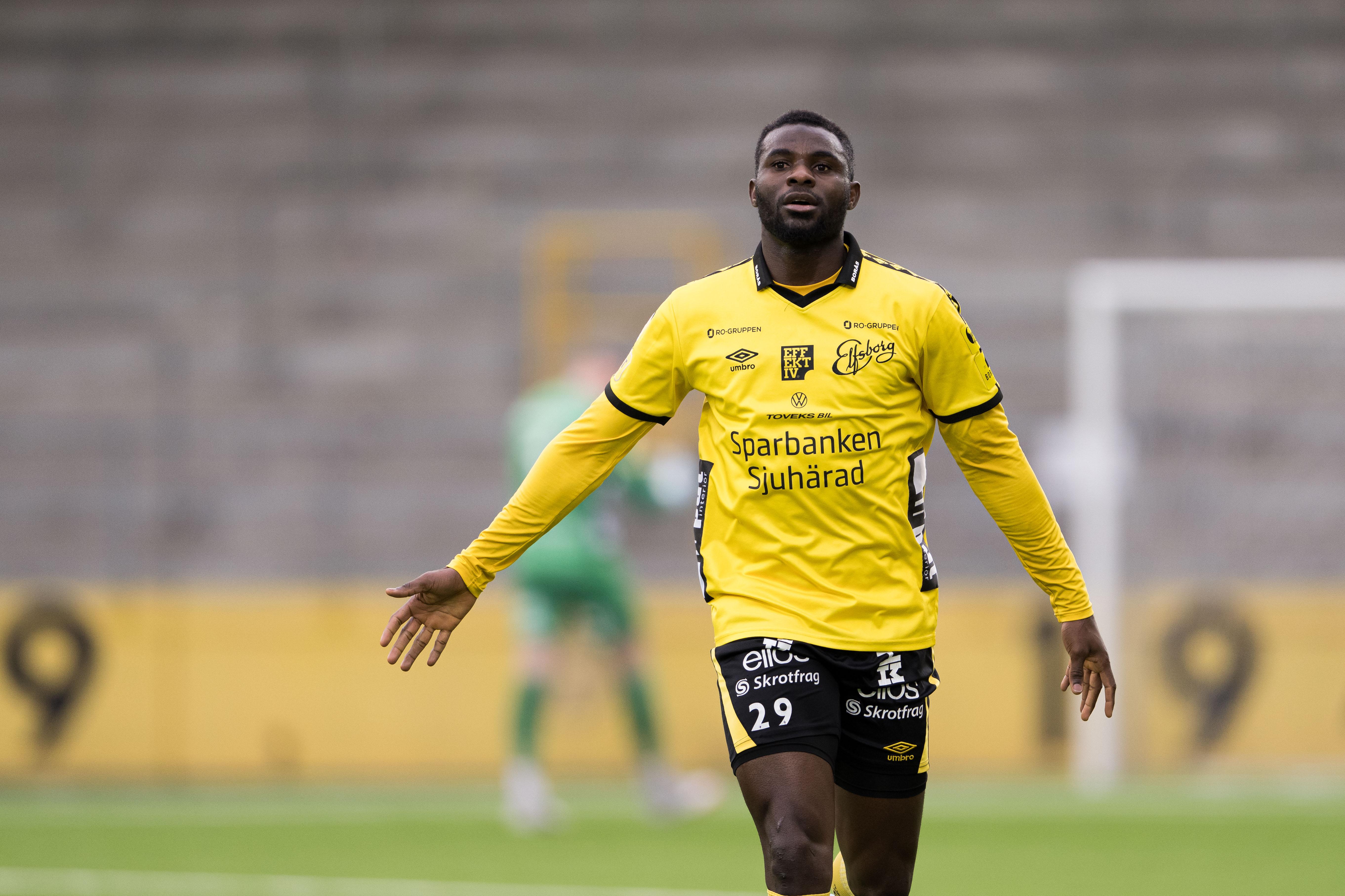 Uppgifter: Allsvenska mittbacken på väg till Österrike