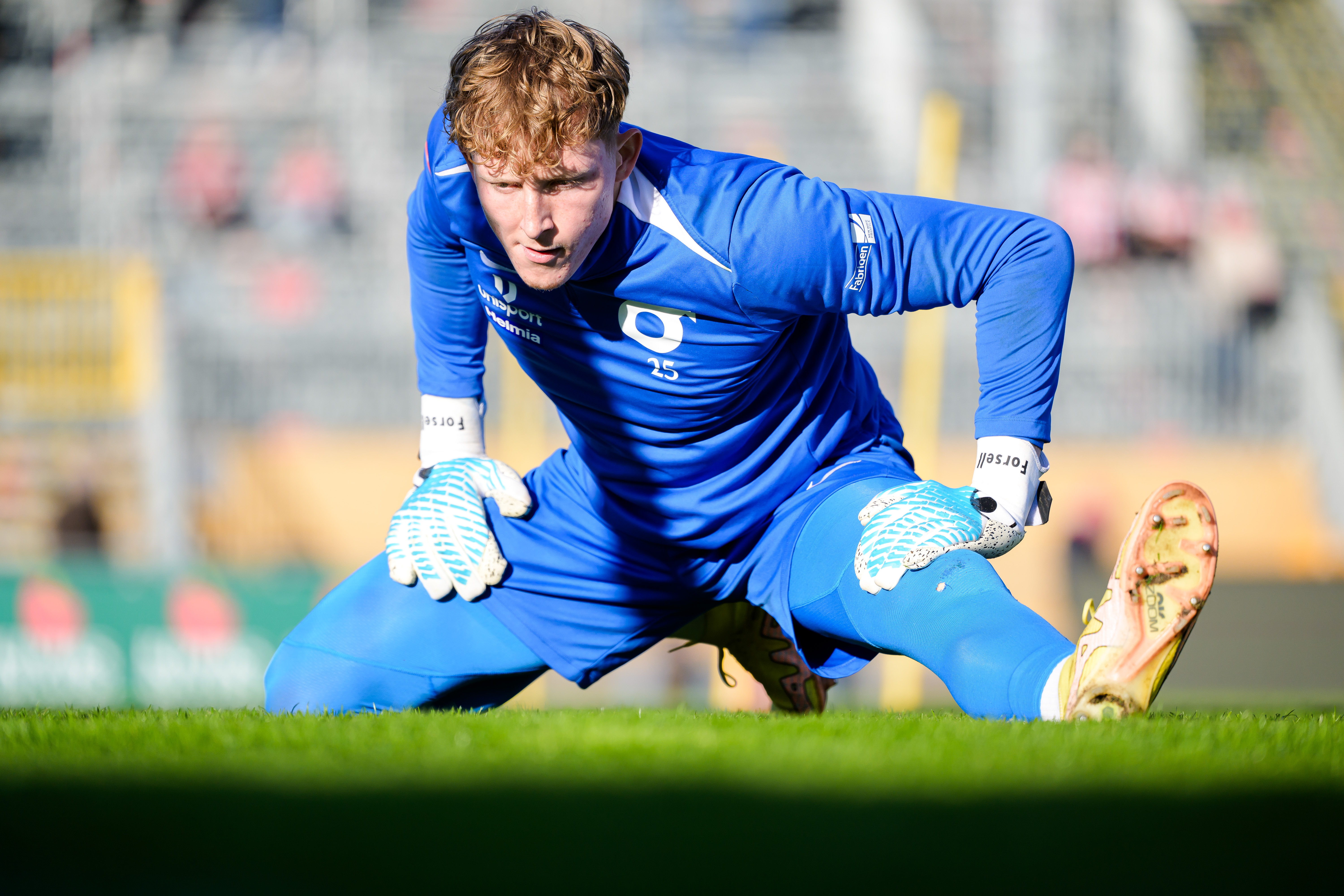 Klart: Allsvenska klubben släpper målvakt till Superettanklubb