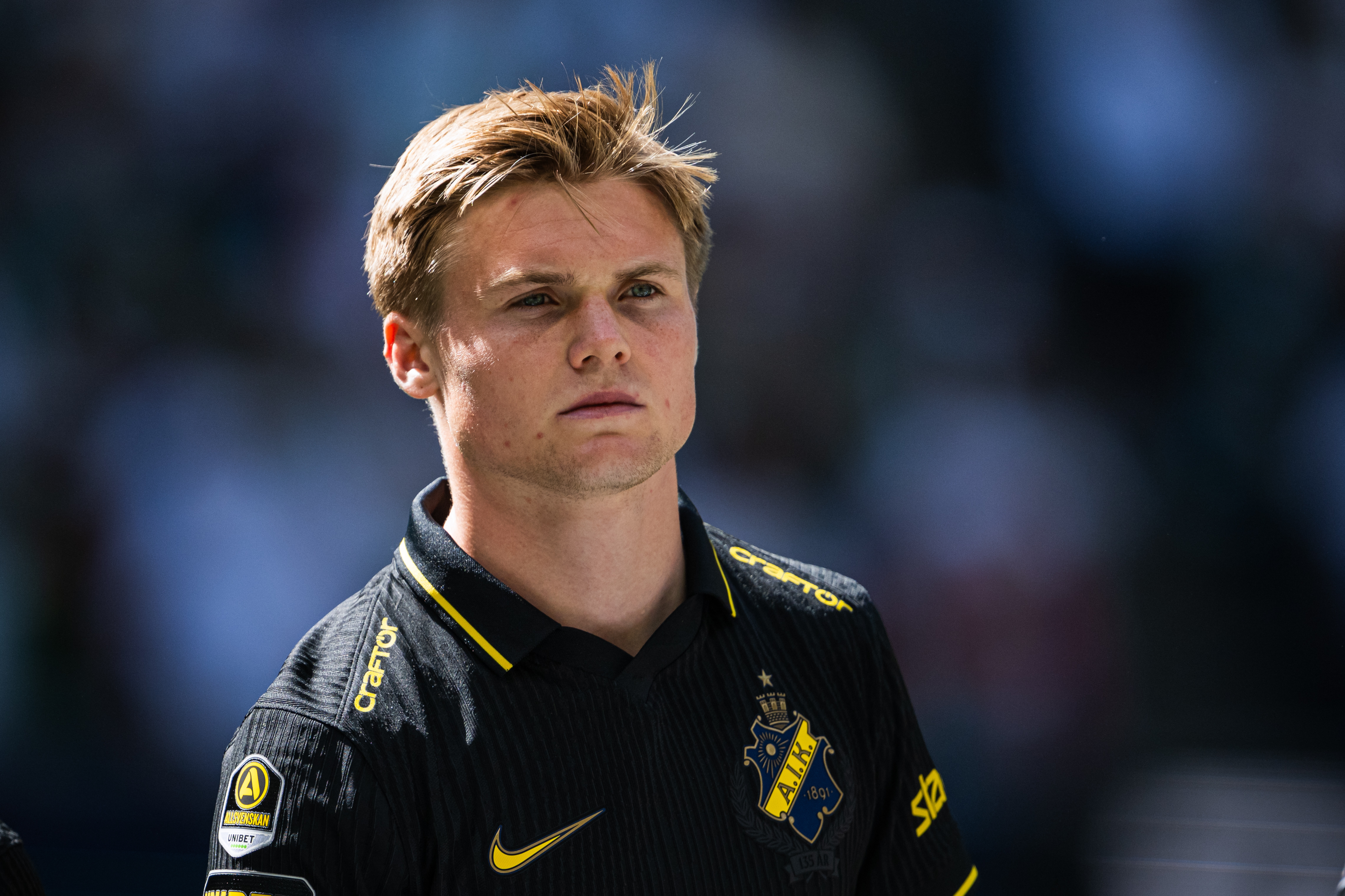 Officiellt: AIK säljer anfallaren